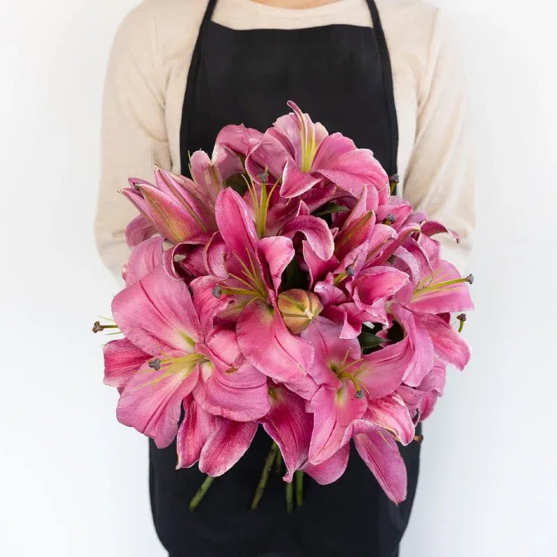 Lily - Pink Oriental (10 Stems) - Laflora.ae