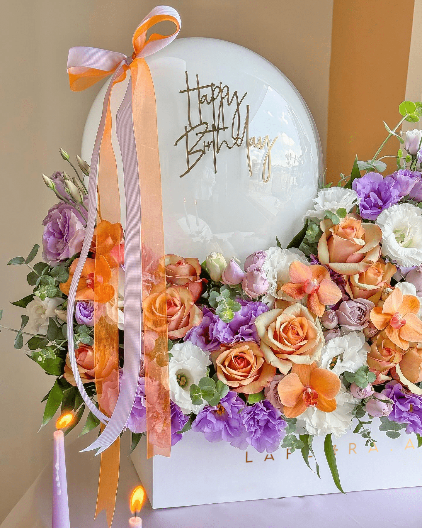 Aurora Bliss Flower Box - Laflora.ae