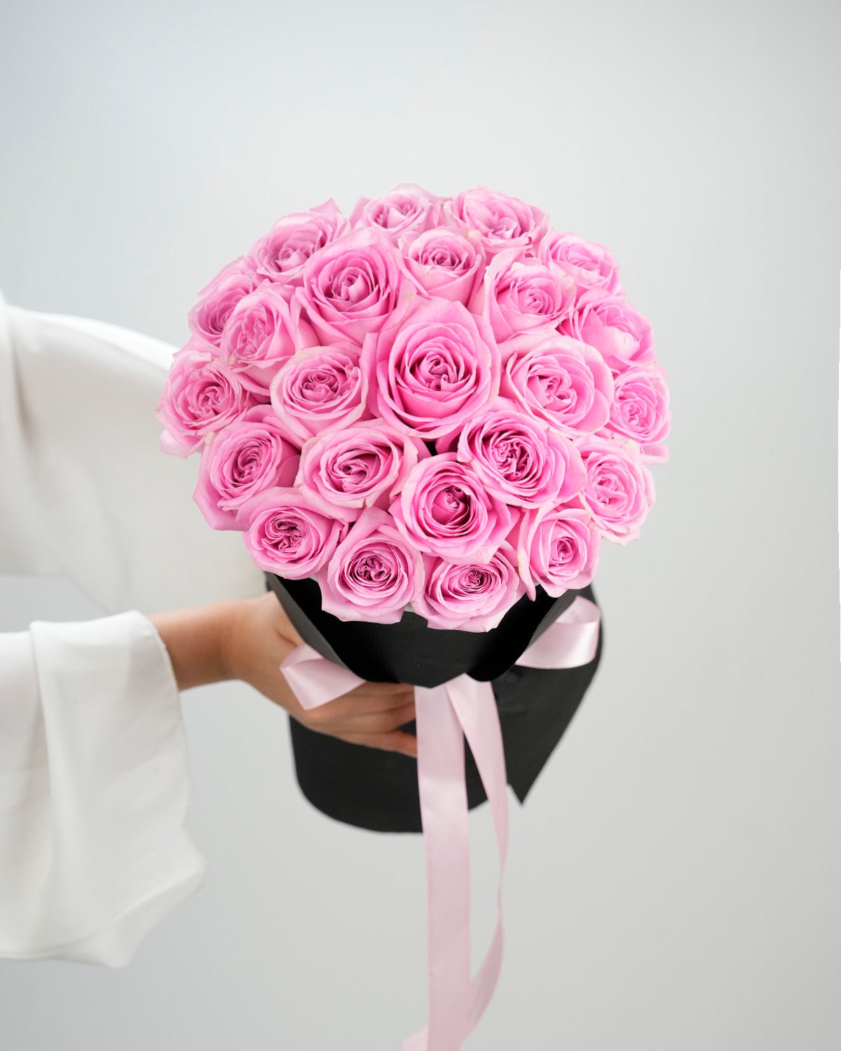 Blushing Pink Roses Bouquet - Laflora.ae