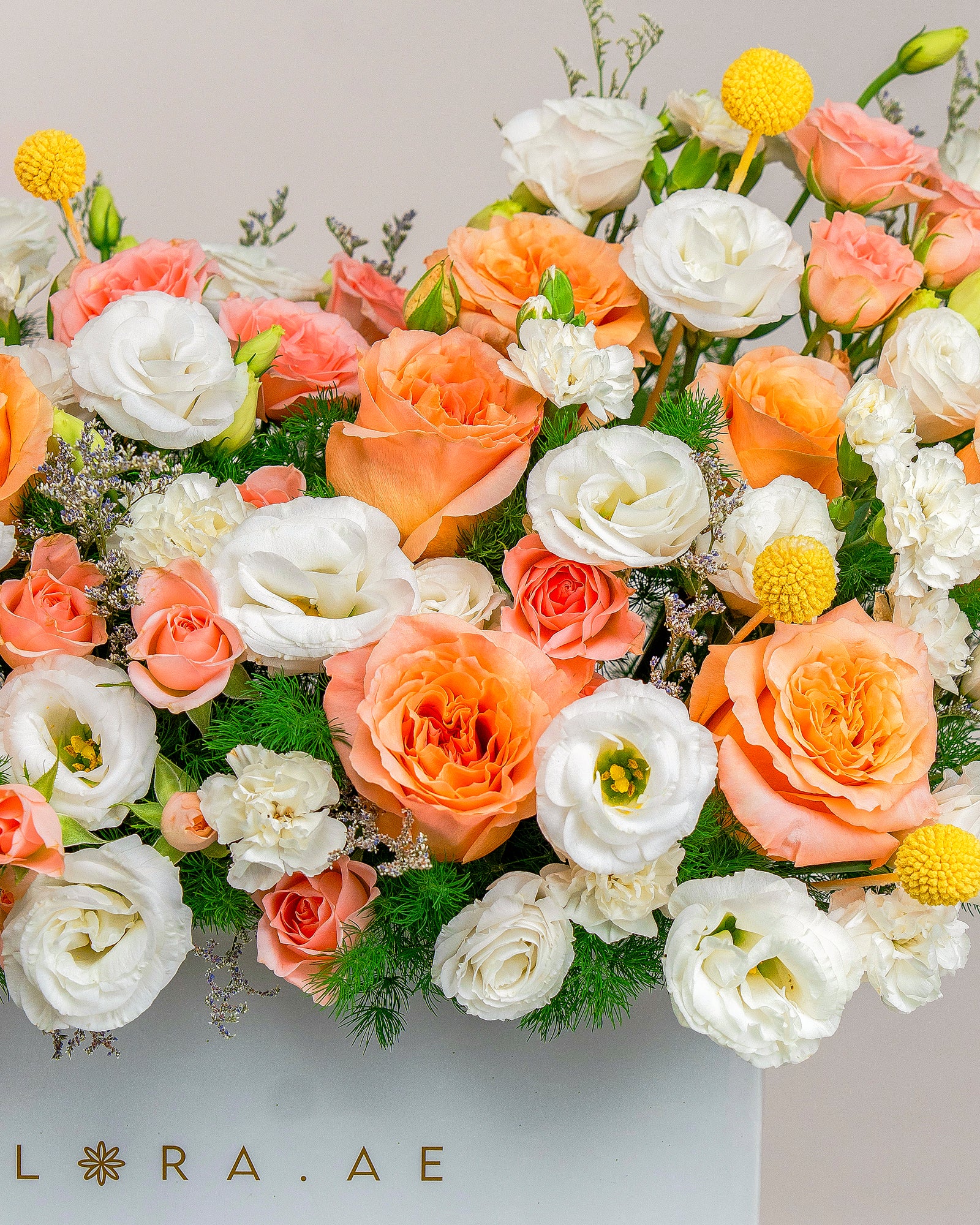 Golden Horizon Box - Laflora.ae