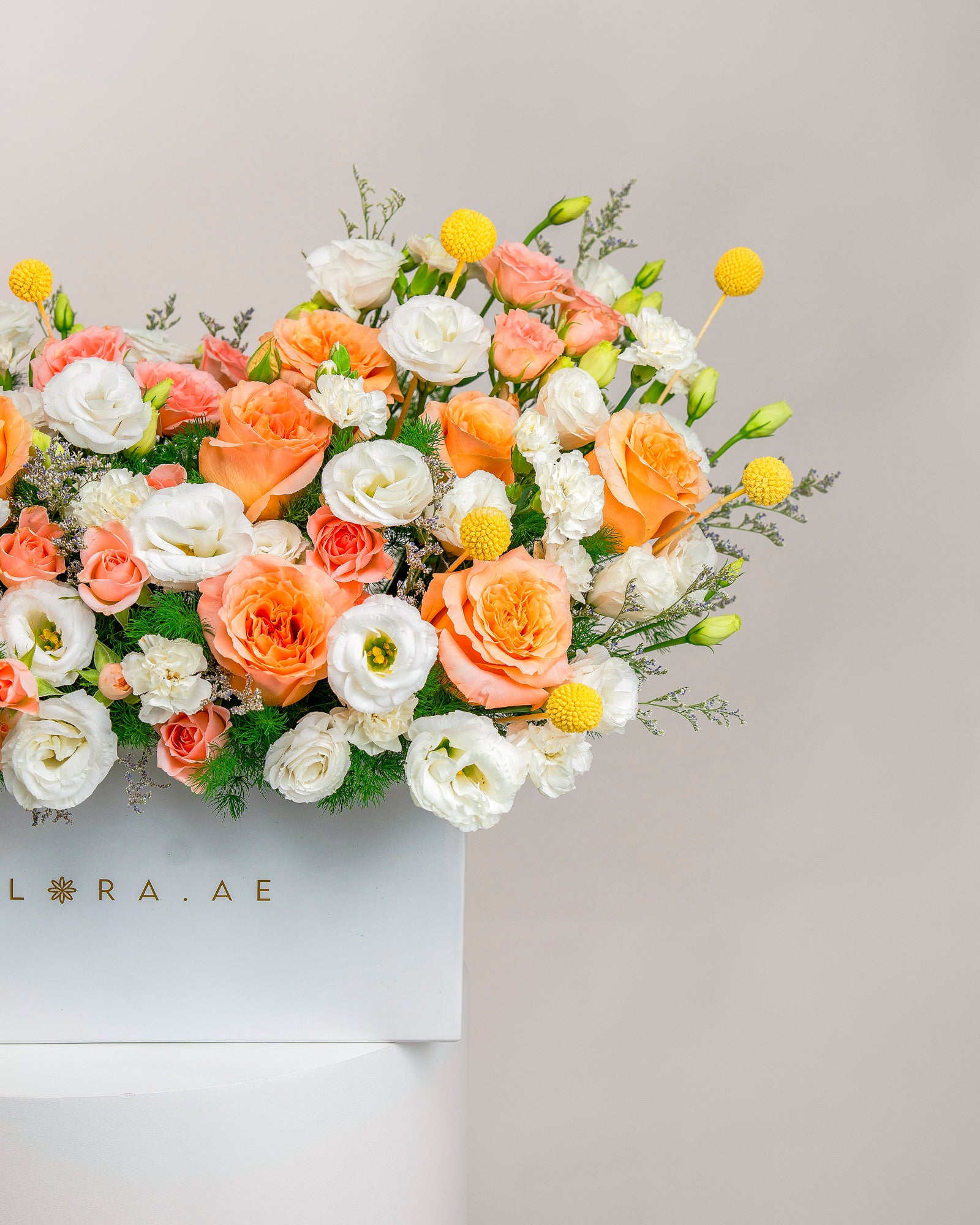 Golden Horizon Box - Laflora.ae