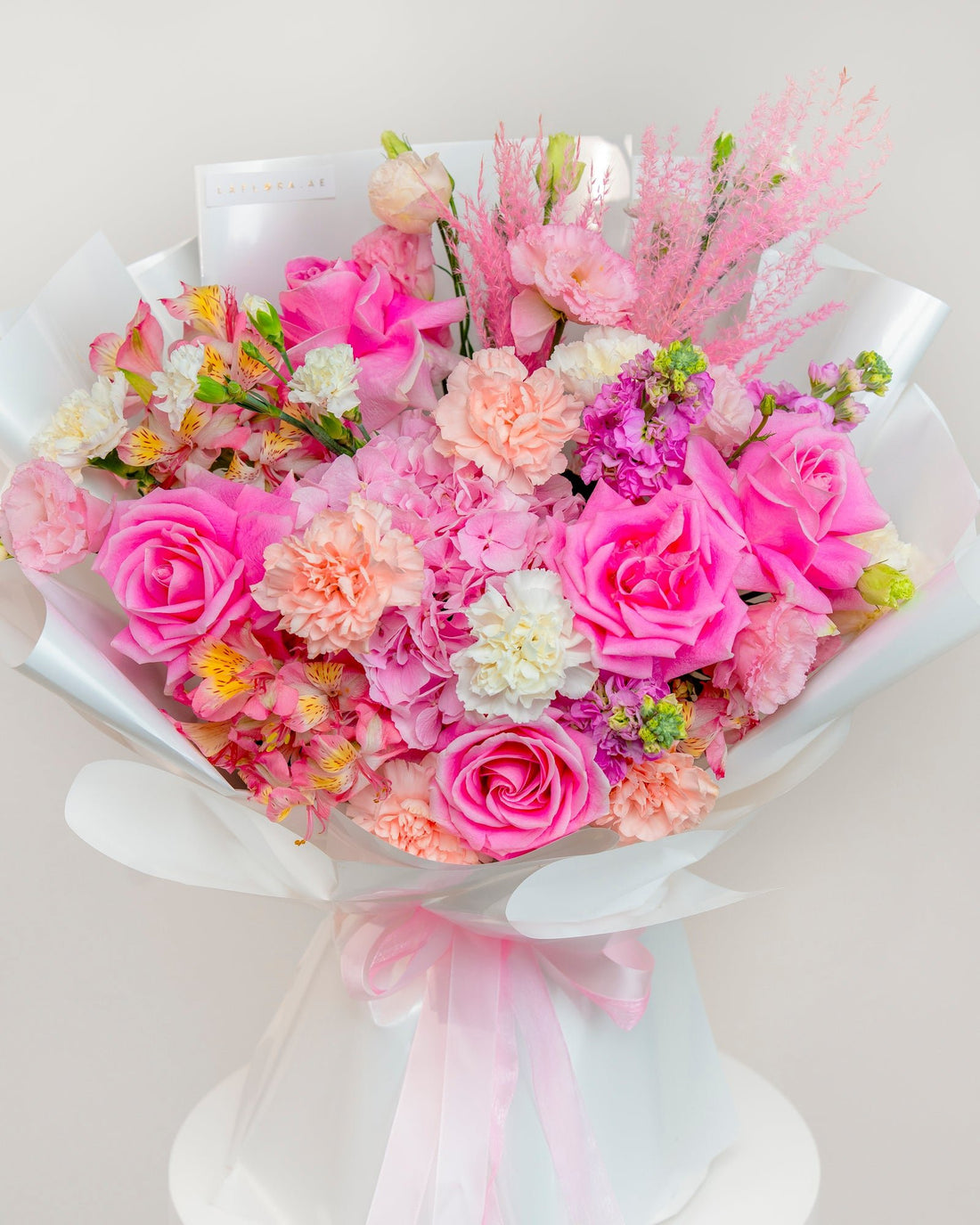 Bubblegum Bouquet - Laflora.ae