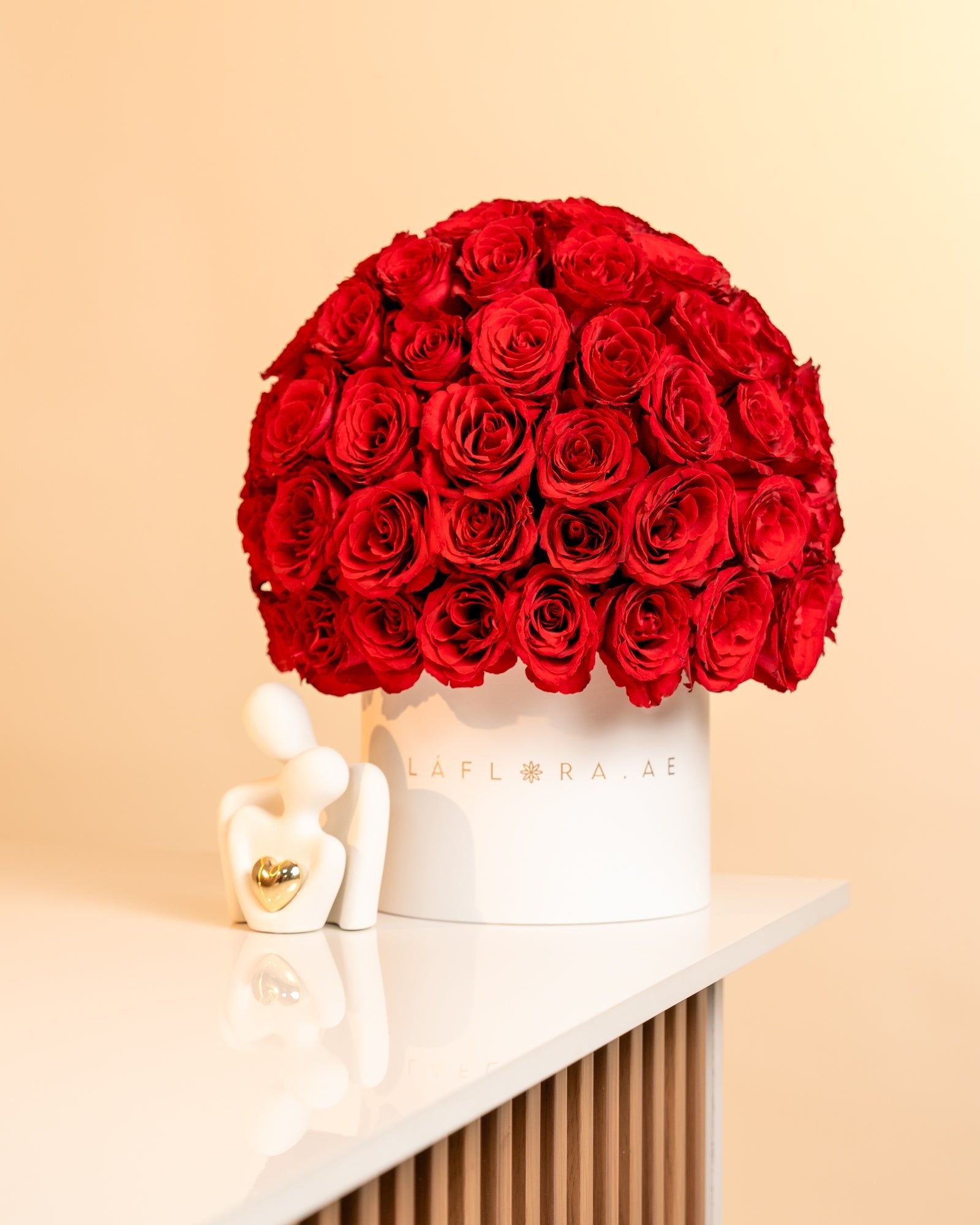 Red Roses Hat Box - Laflora.ae