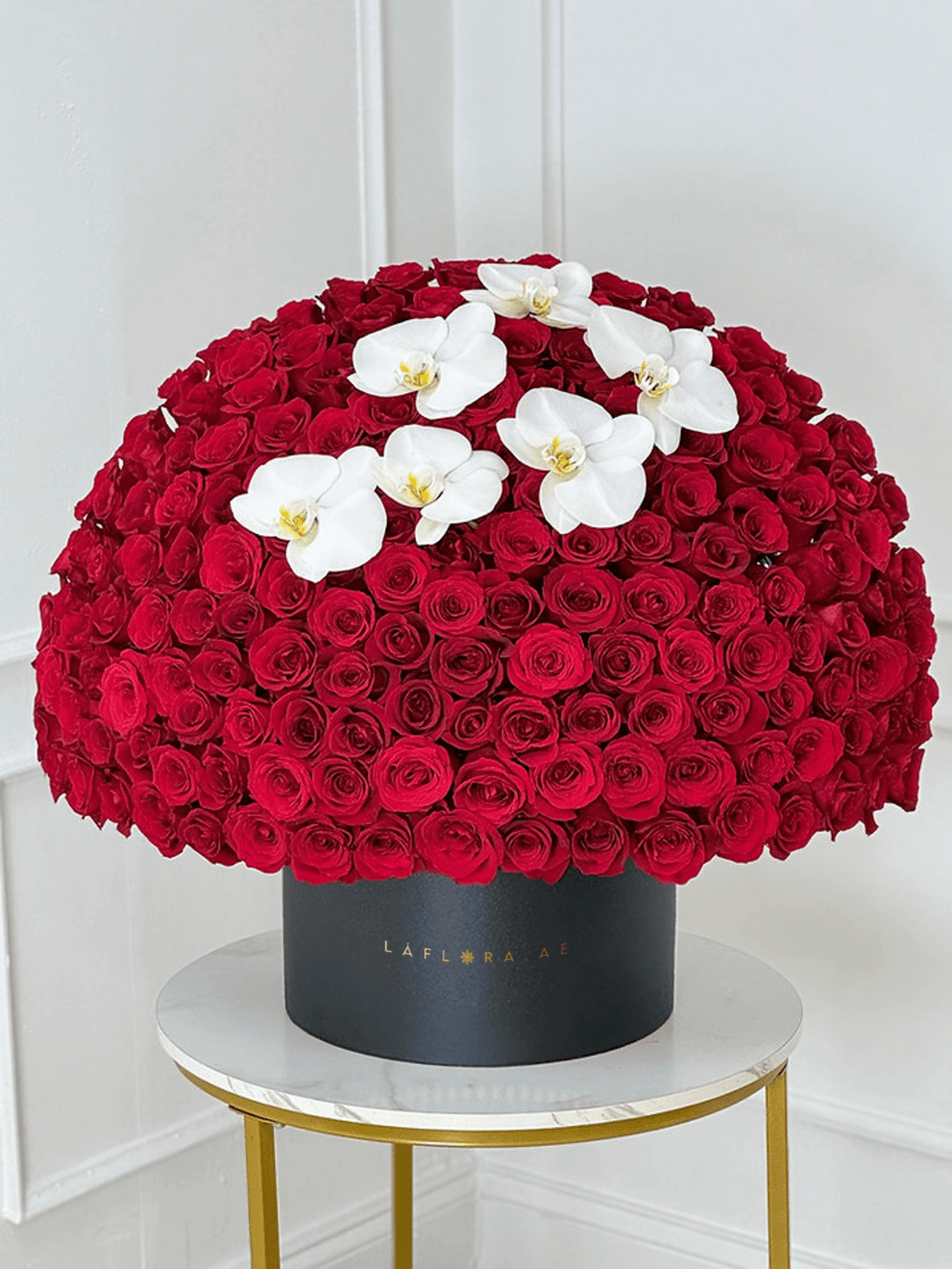 Valentine 351 Red Roses Luxury Box - Laflora.ae