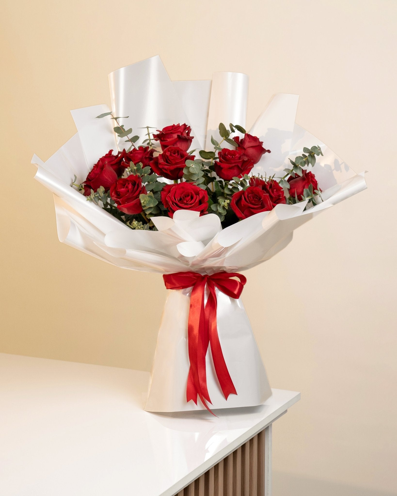 Red Roses Bouquet - Laflora.ae