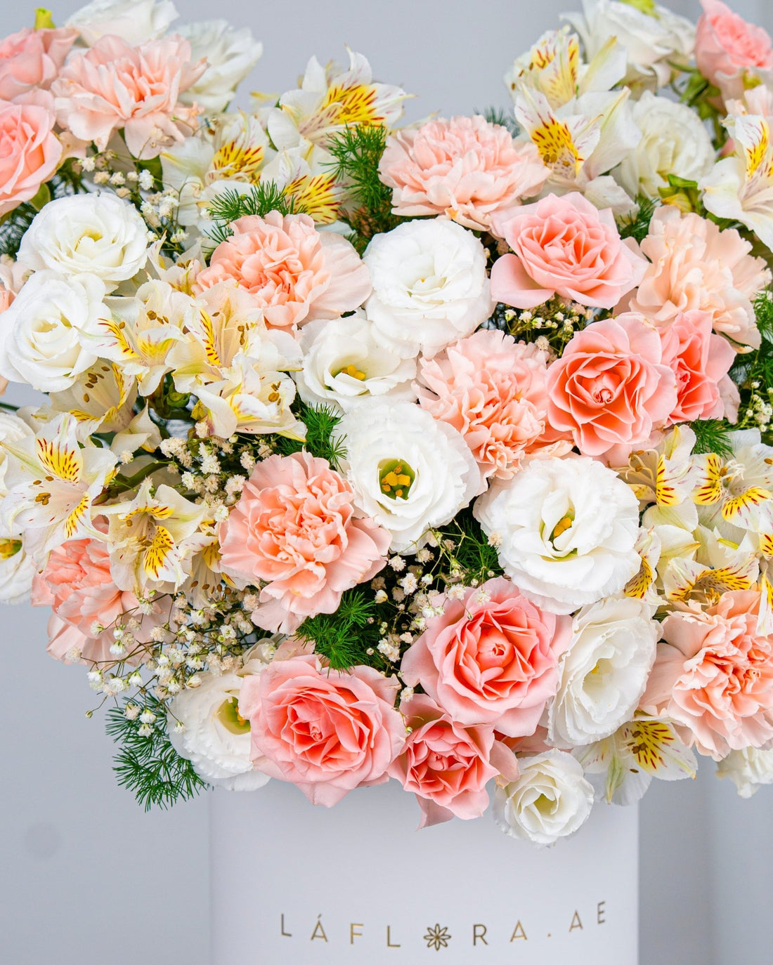 Siena Flower Box - Laflora.ae