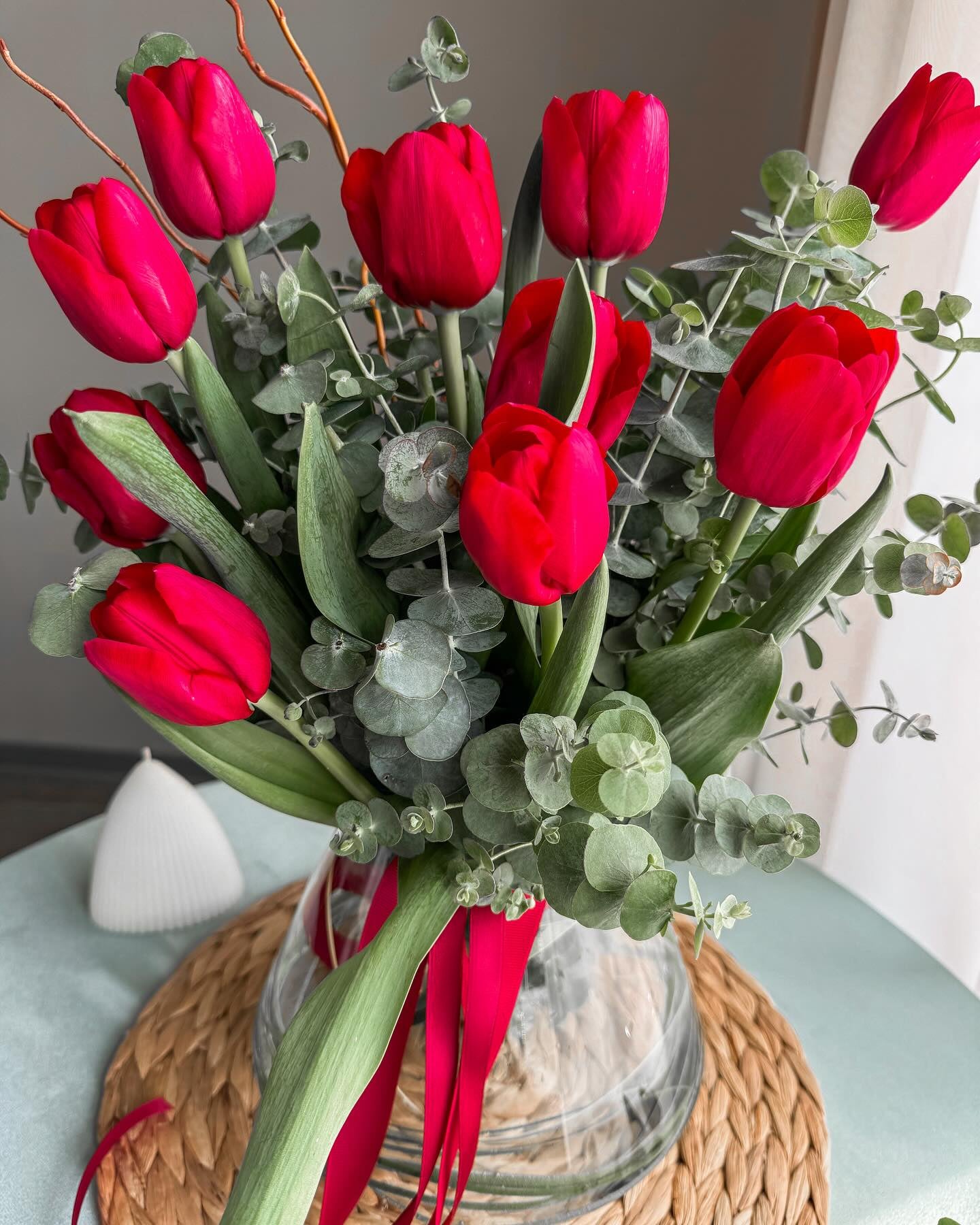 Red Tulip Flowers Elegance - Laflora.ae