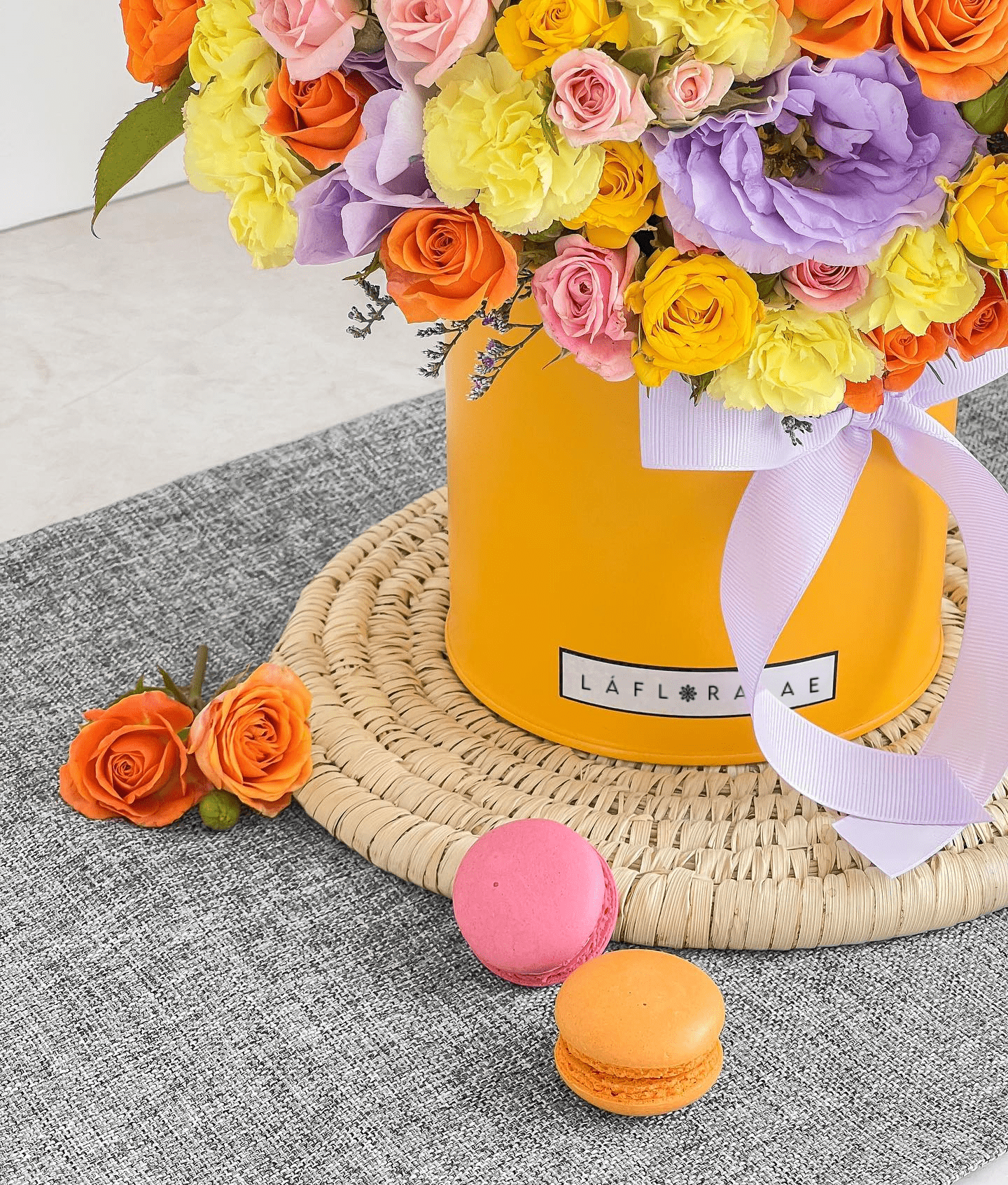 Radiant Joy Box - Laflora.ae