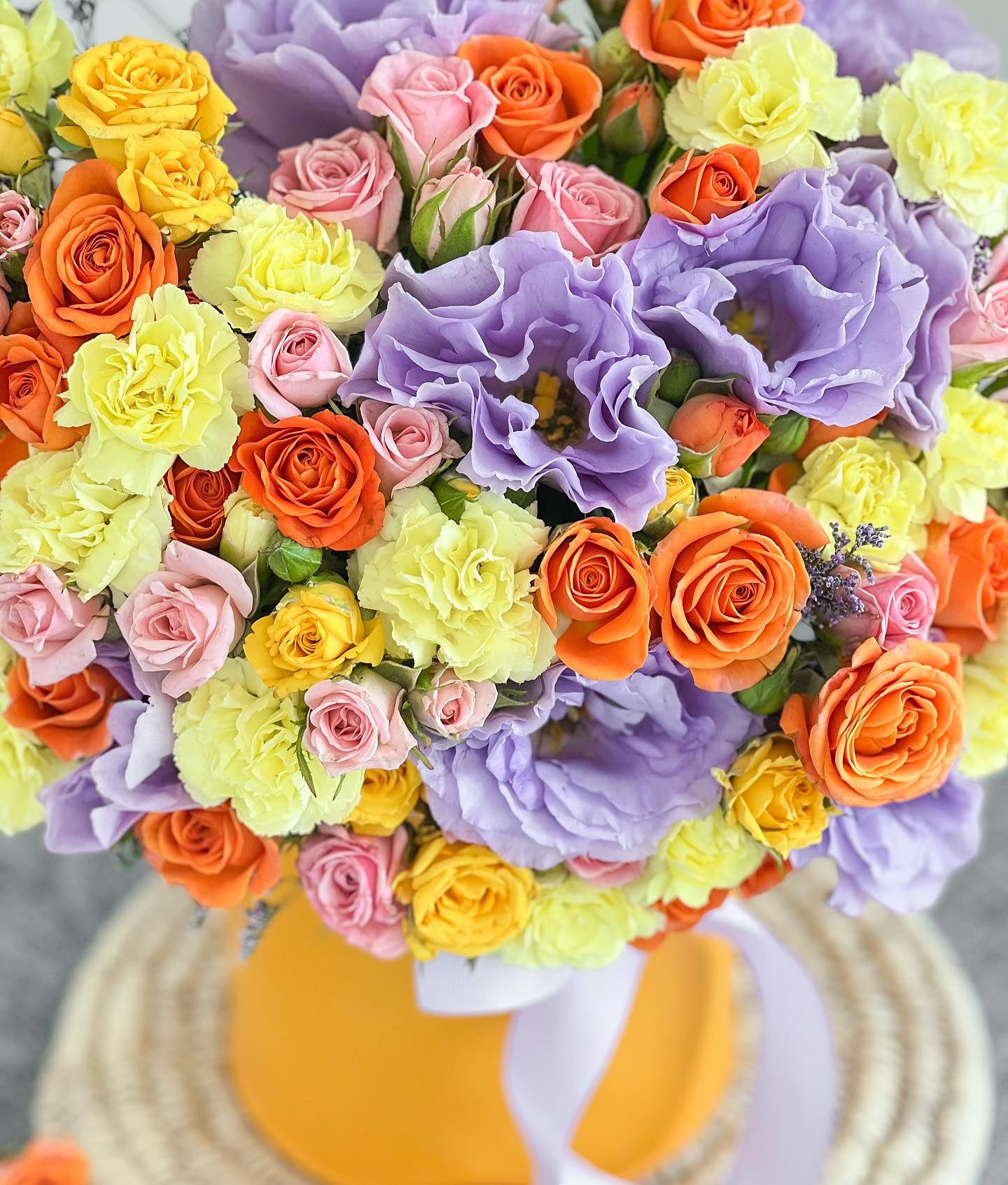 Radiant Joy Box - Laflora.ae