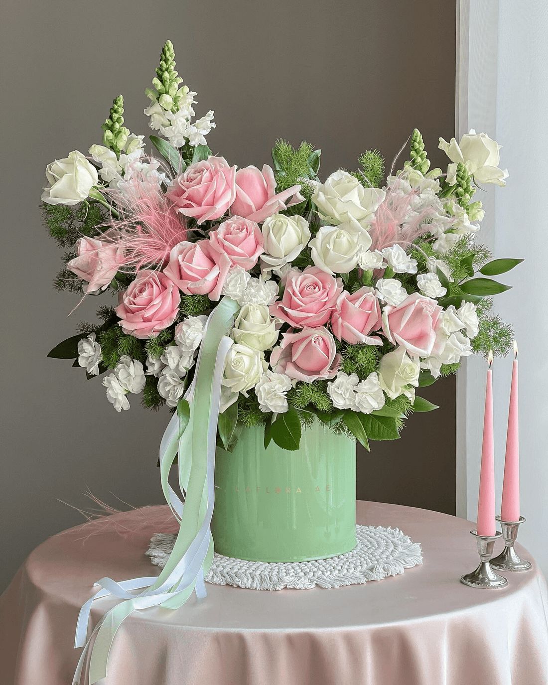 Serenity Grace Flowers Box - Laflora.ae