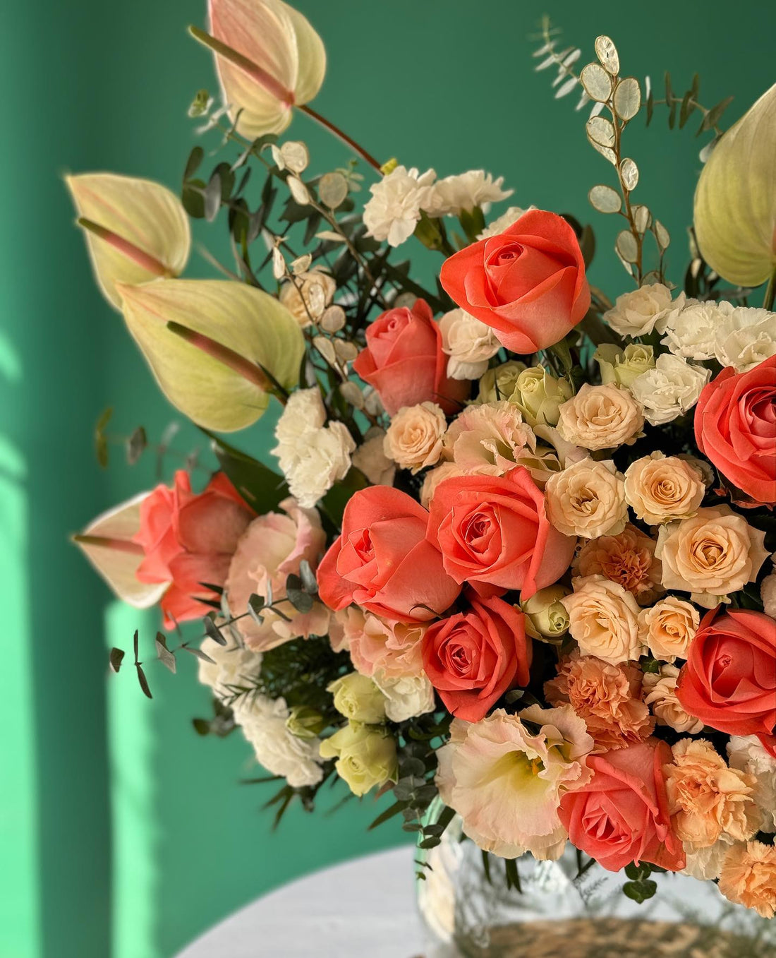 Coral Elegance Flowers Vase - Laflora.ae