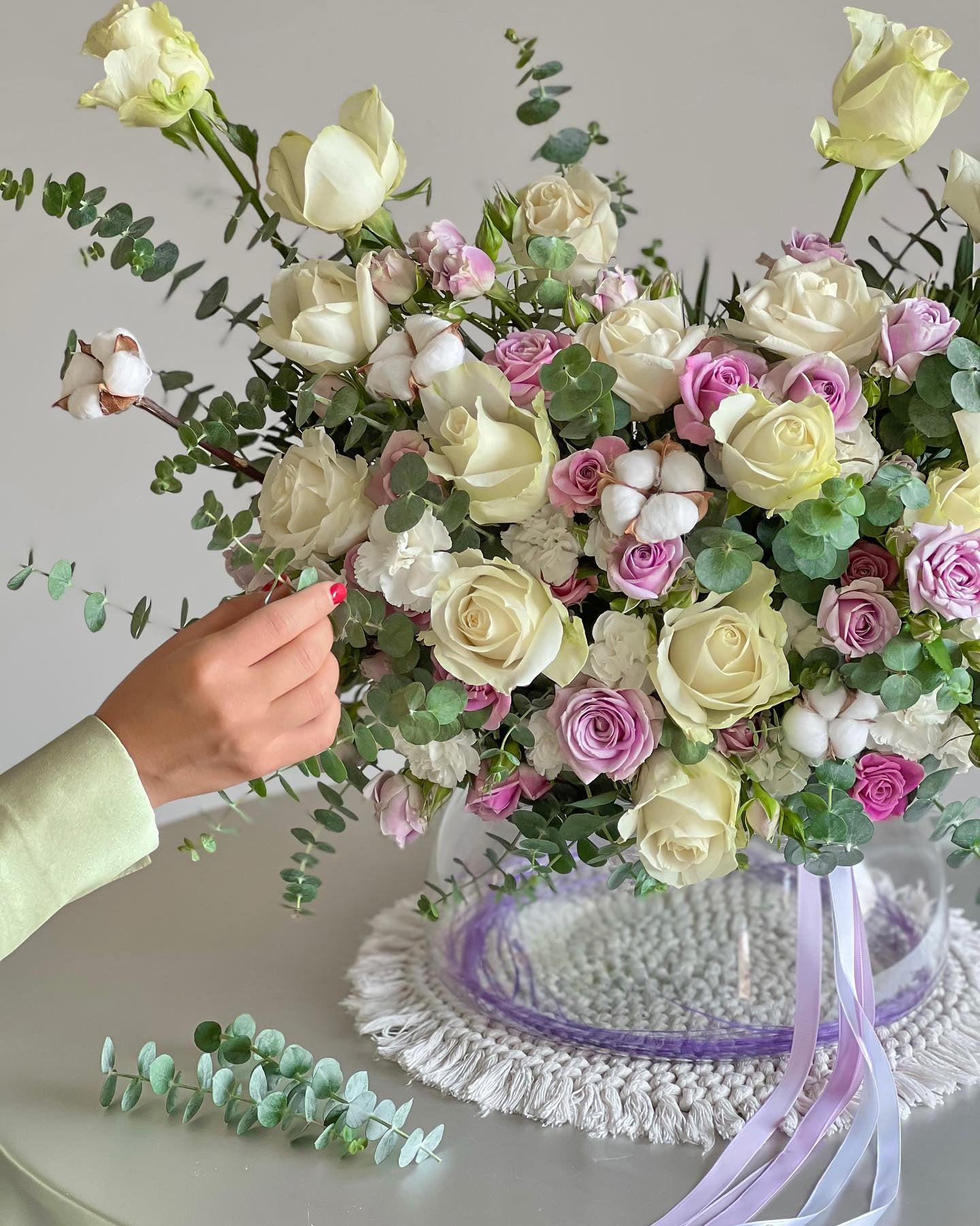 Ivory Grace Vase - Laflora.ae