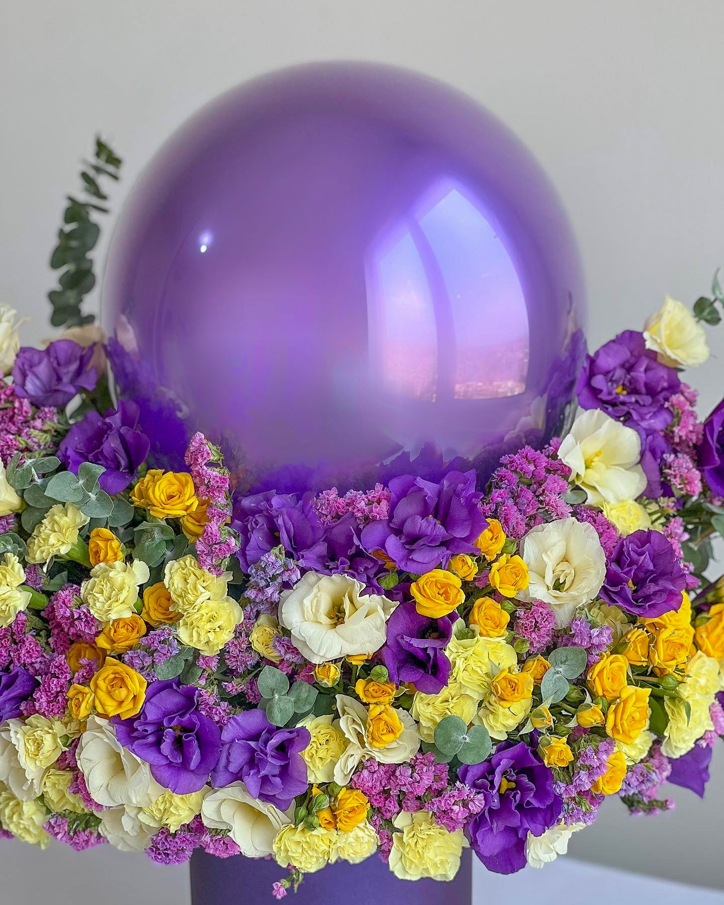 Purple Glow Flower Box - Laflora.ae