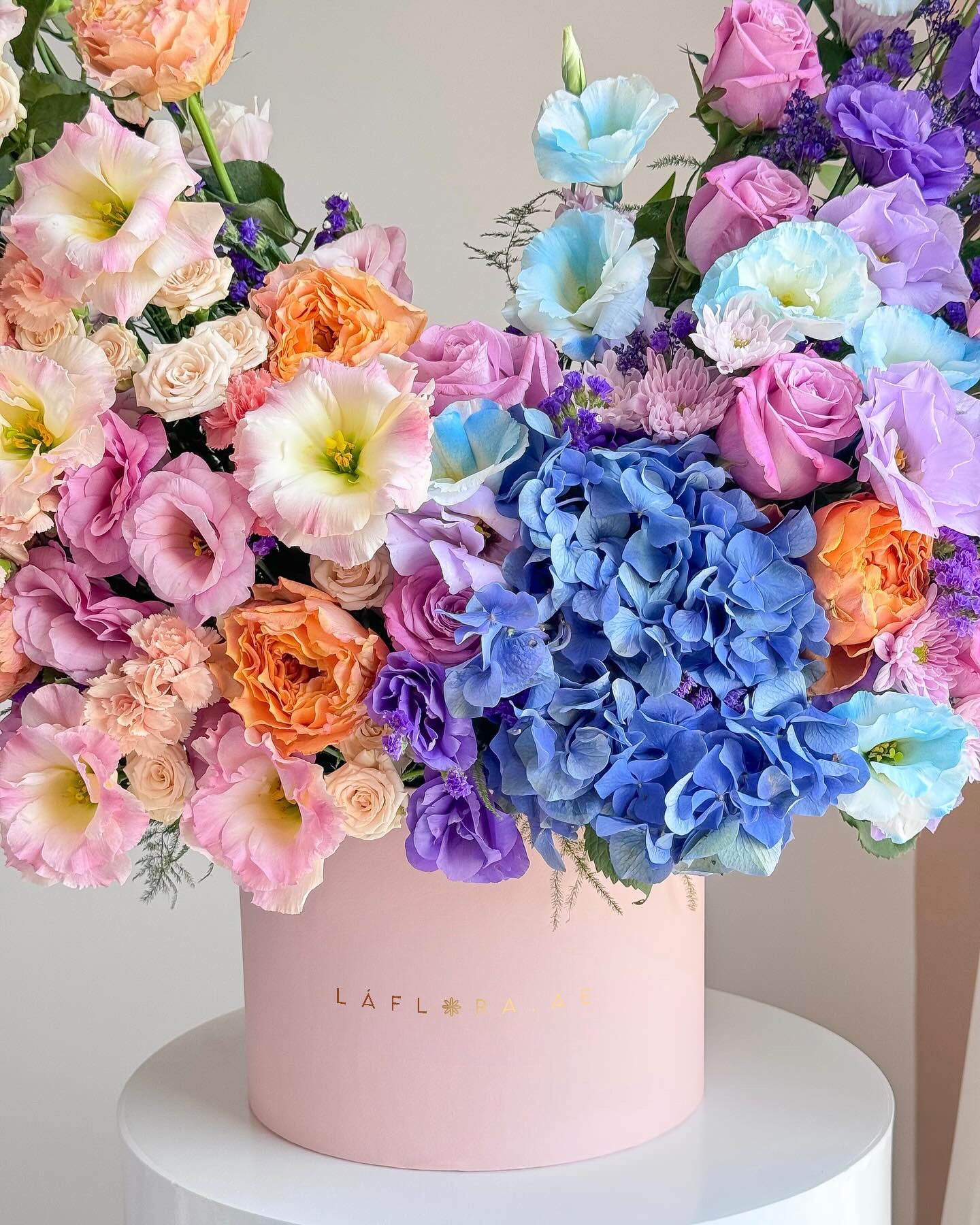 Harmony Haven Flowers Box - Laflora.ae