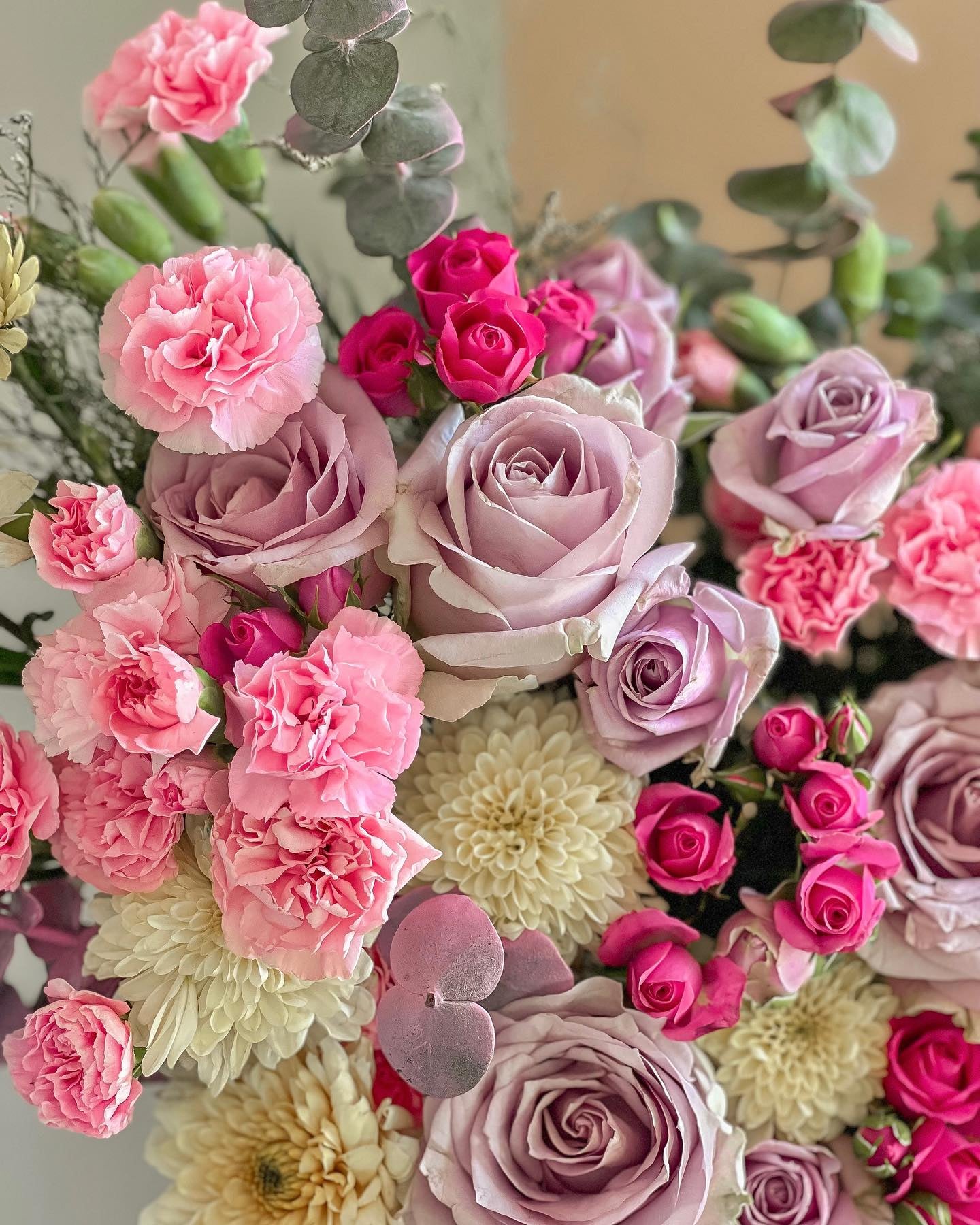 Rosy Reverie Box - Laflora.ae