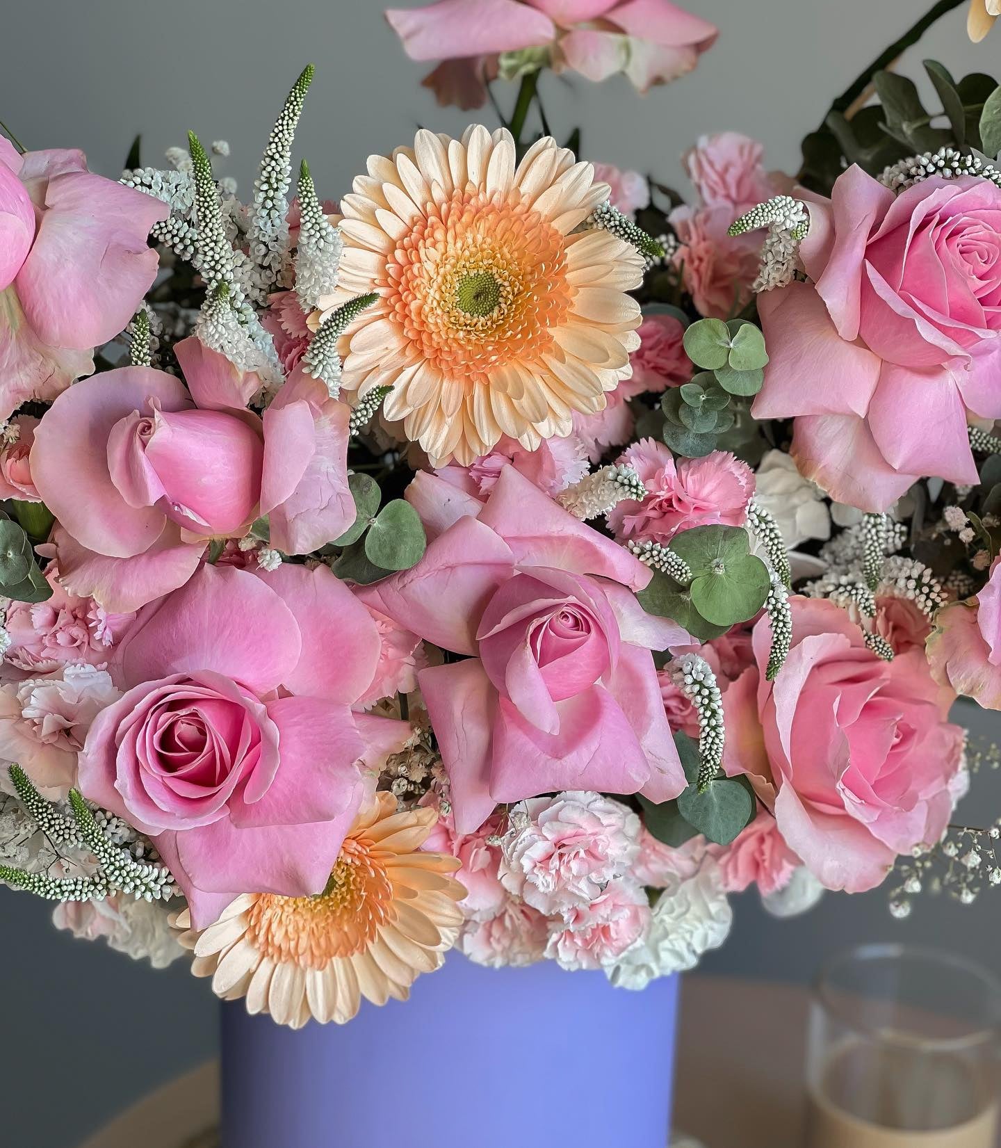 Blush Serenity Flowers Box - Laflora.ae