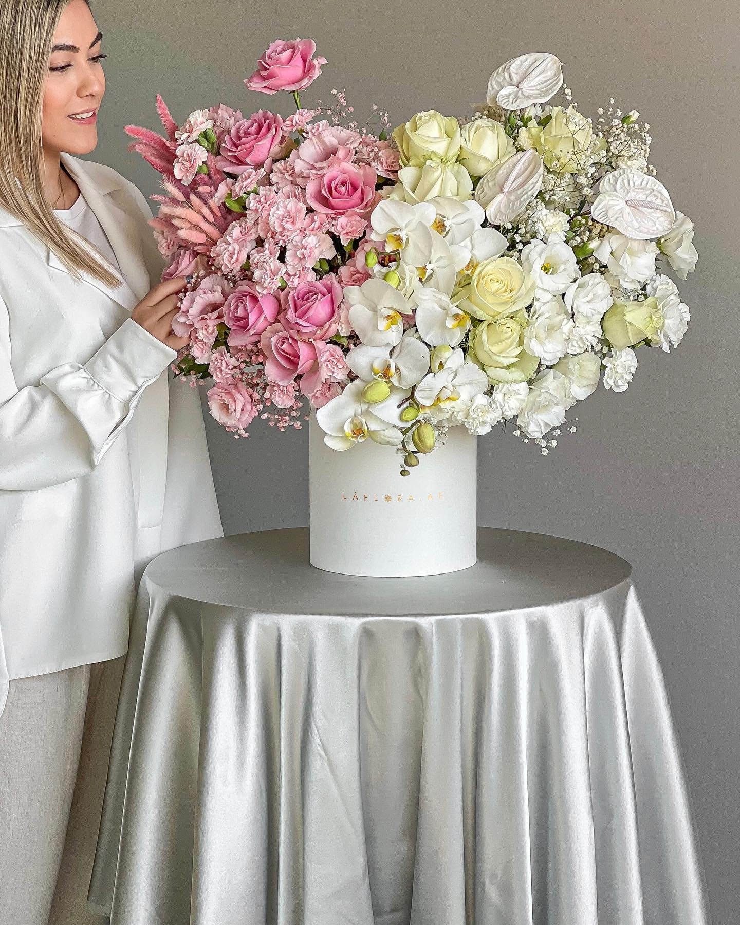 Orchid Whispers Box - Laflora.ae