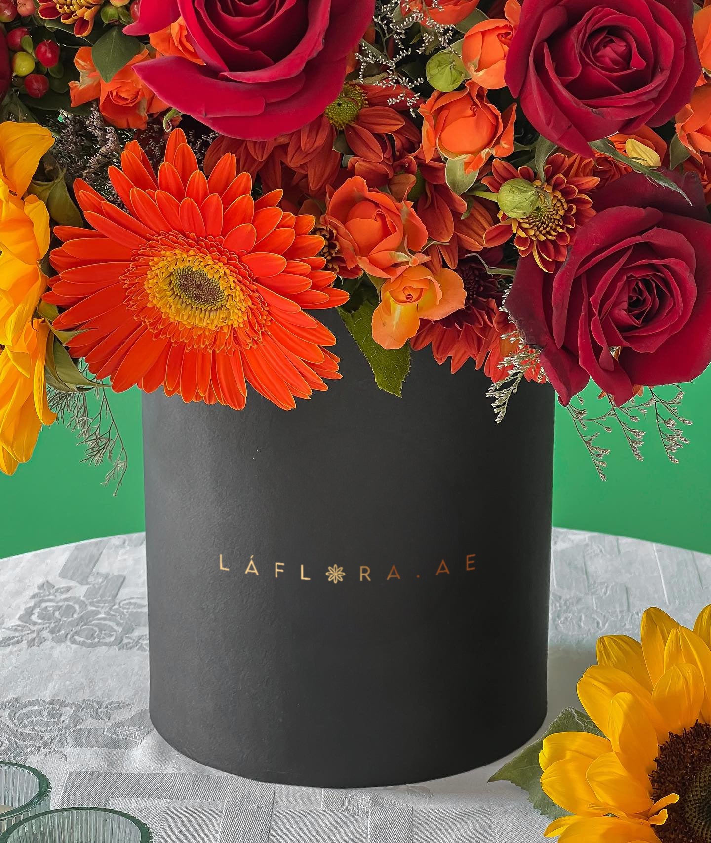 Sunset Ember Box - Laflora.ae