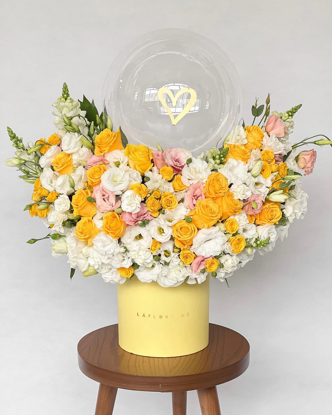 Summer Flower Box - Laflora.ae