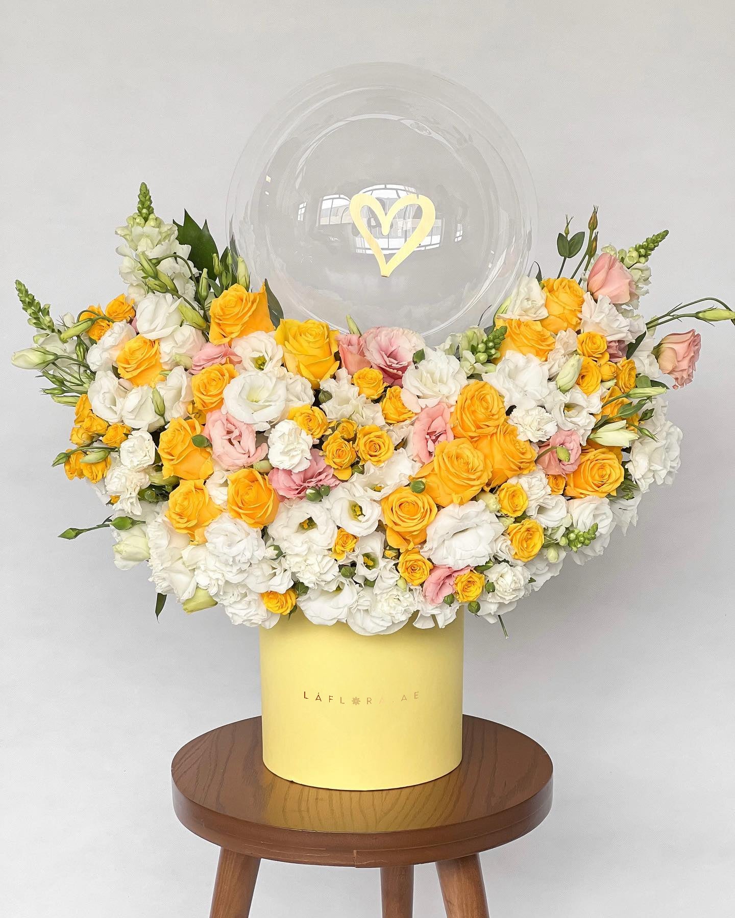 Summer Flower Box - Laflora.ae