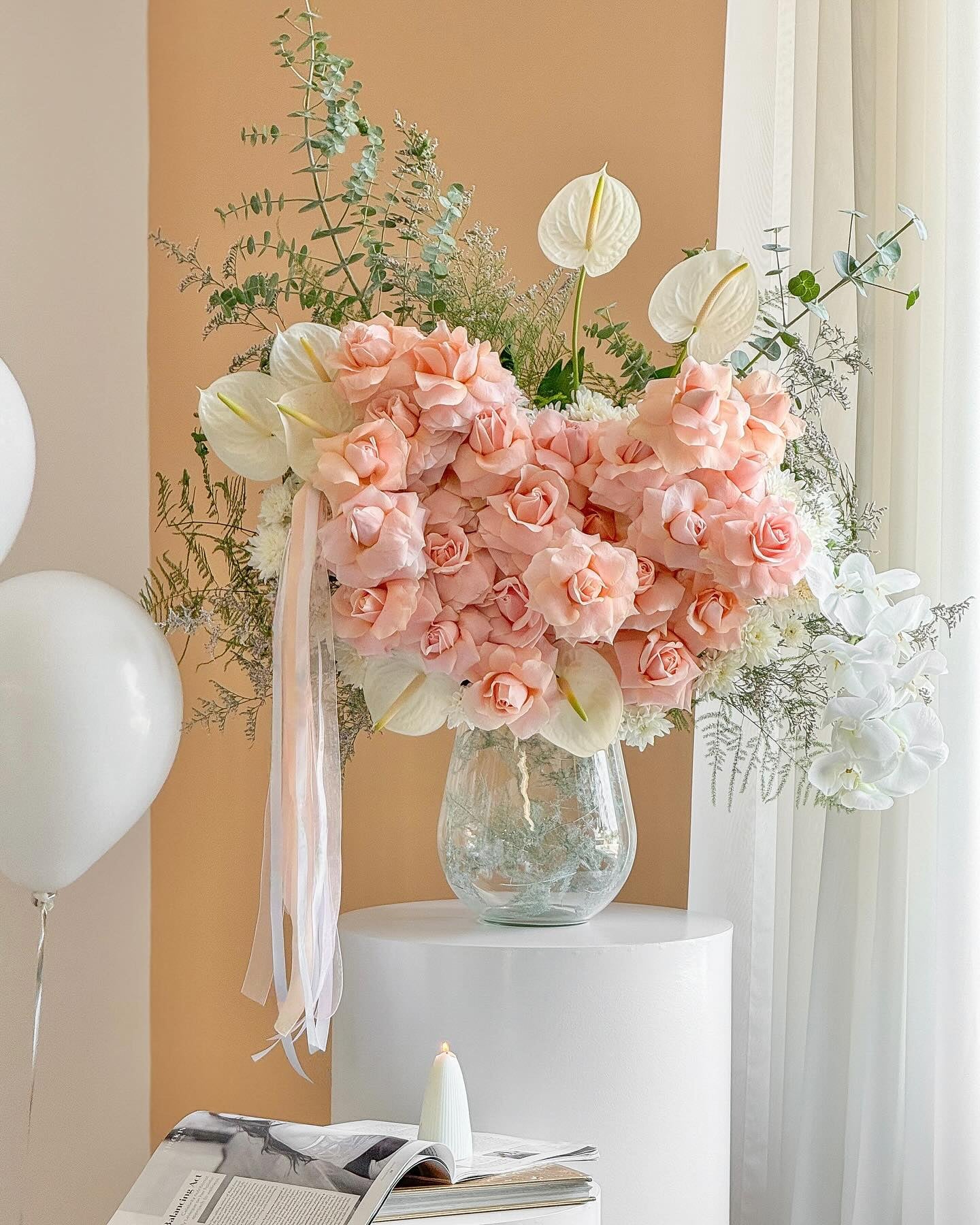 Petal Symphony Flowers Vase - Laflora.ae