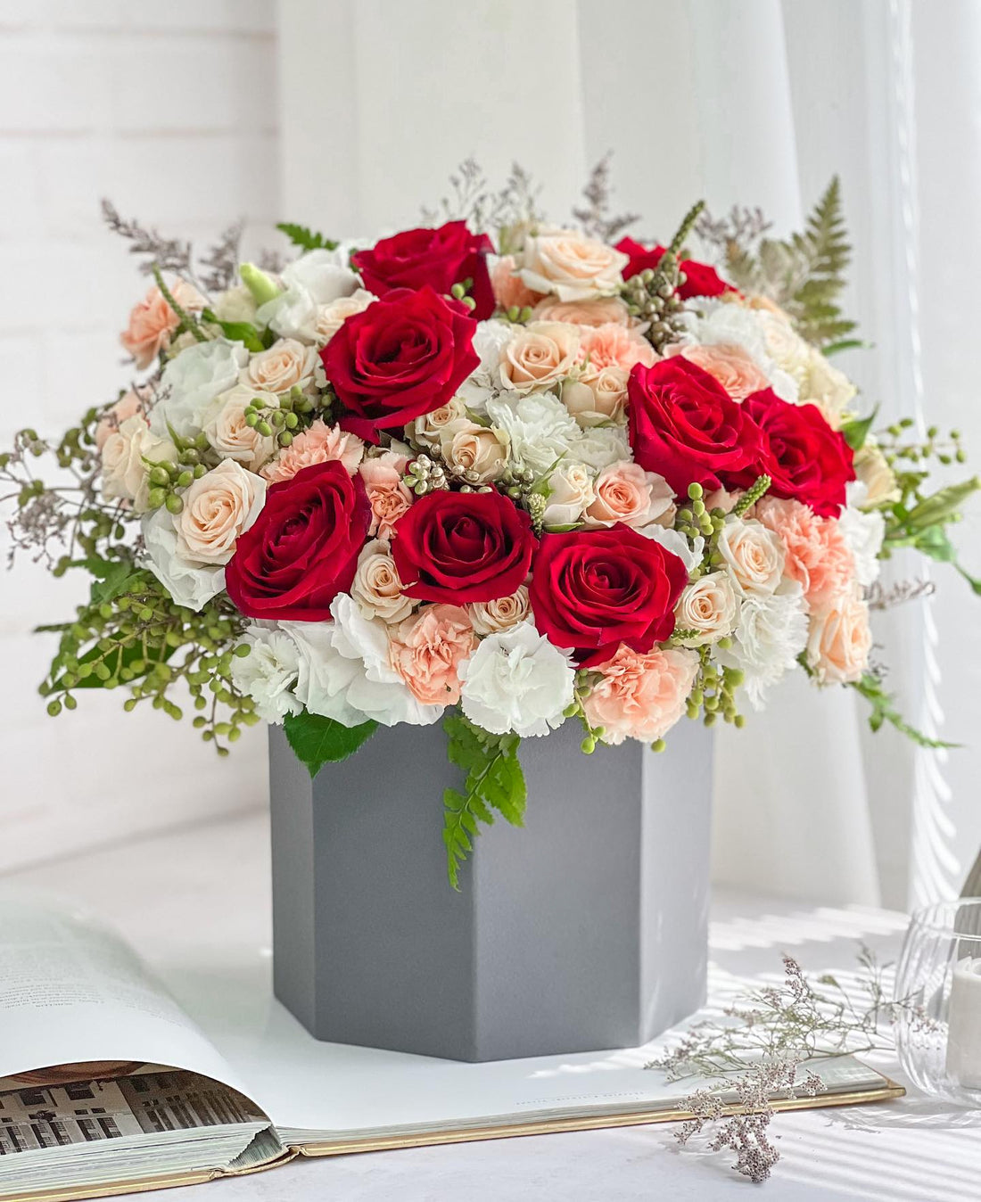 Rouge Elegance Flower Box - Laflora.ae
