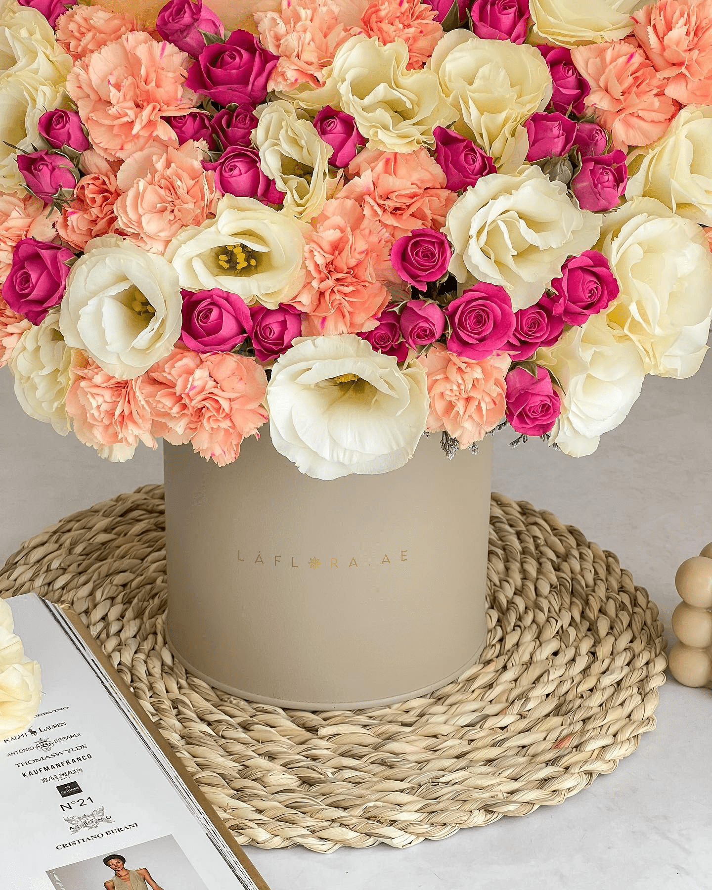 Joy Flower Box - Laflora.ae