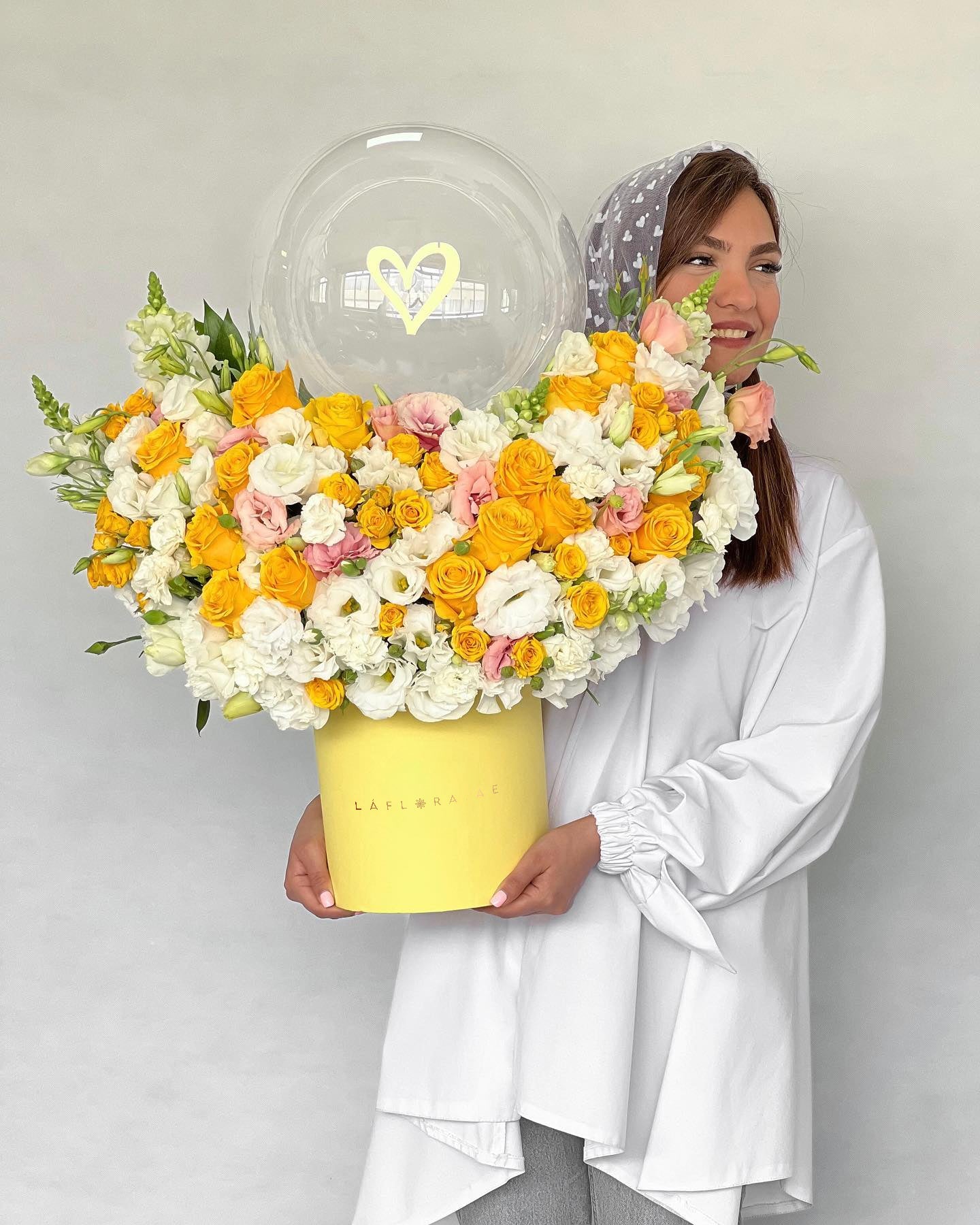 Summer Flower Box - Laflora.ae