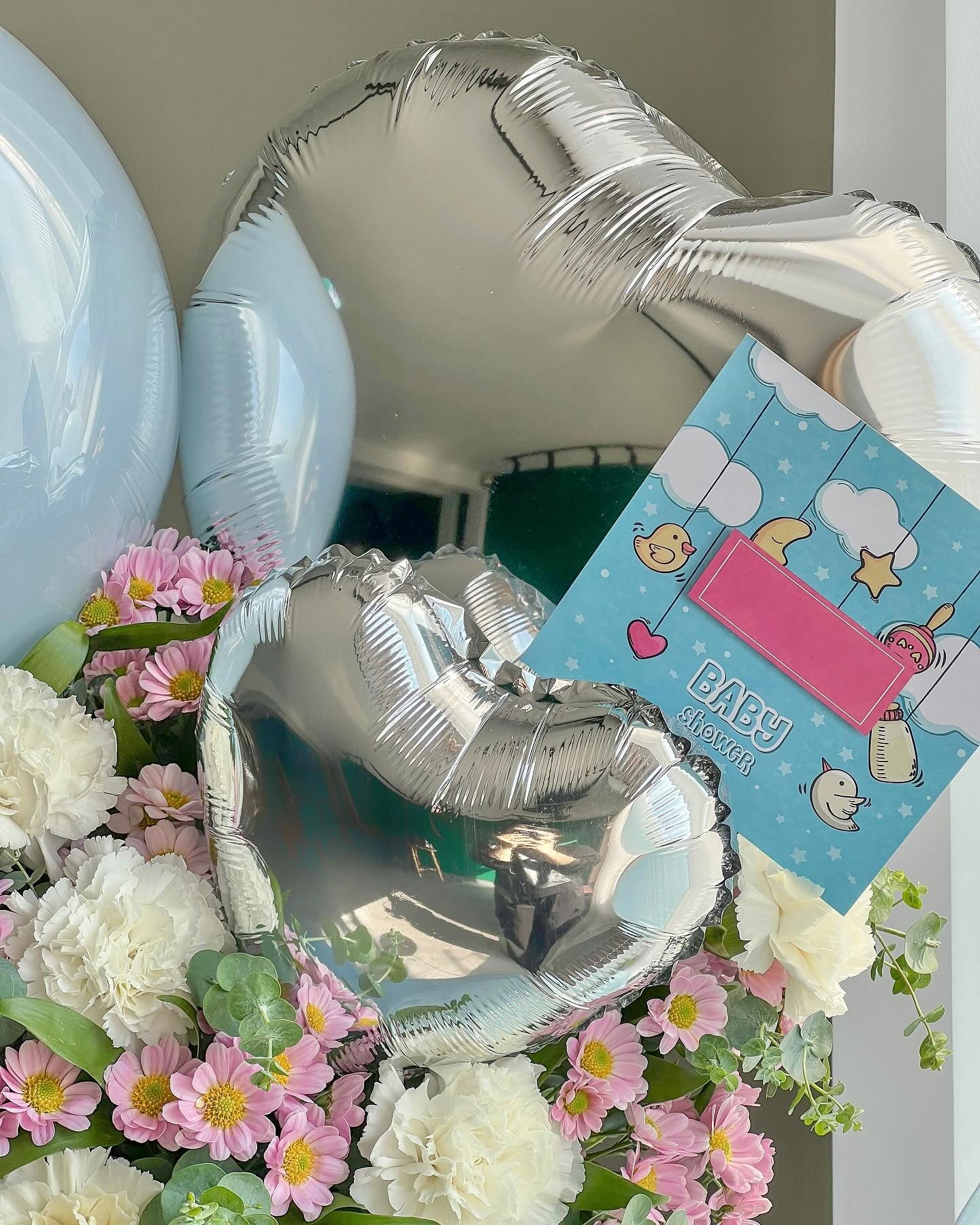 Baby Boy Flower Box - Laflora.ae
