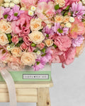 Celestia Flower Box - Laflora.ae