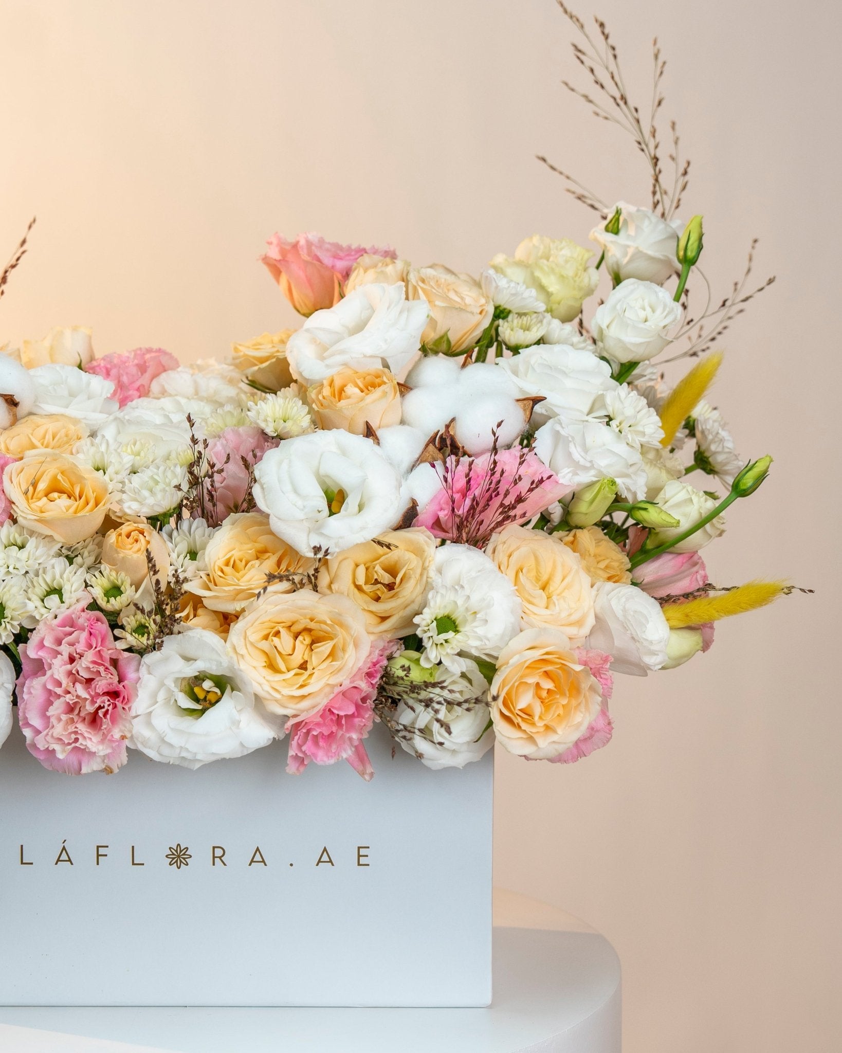 William Flower Box - Laflora.ae
