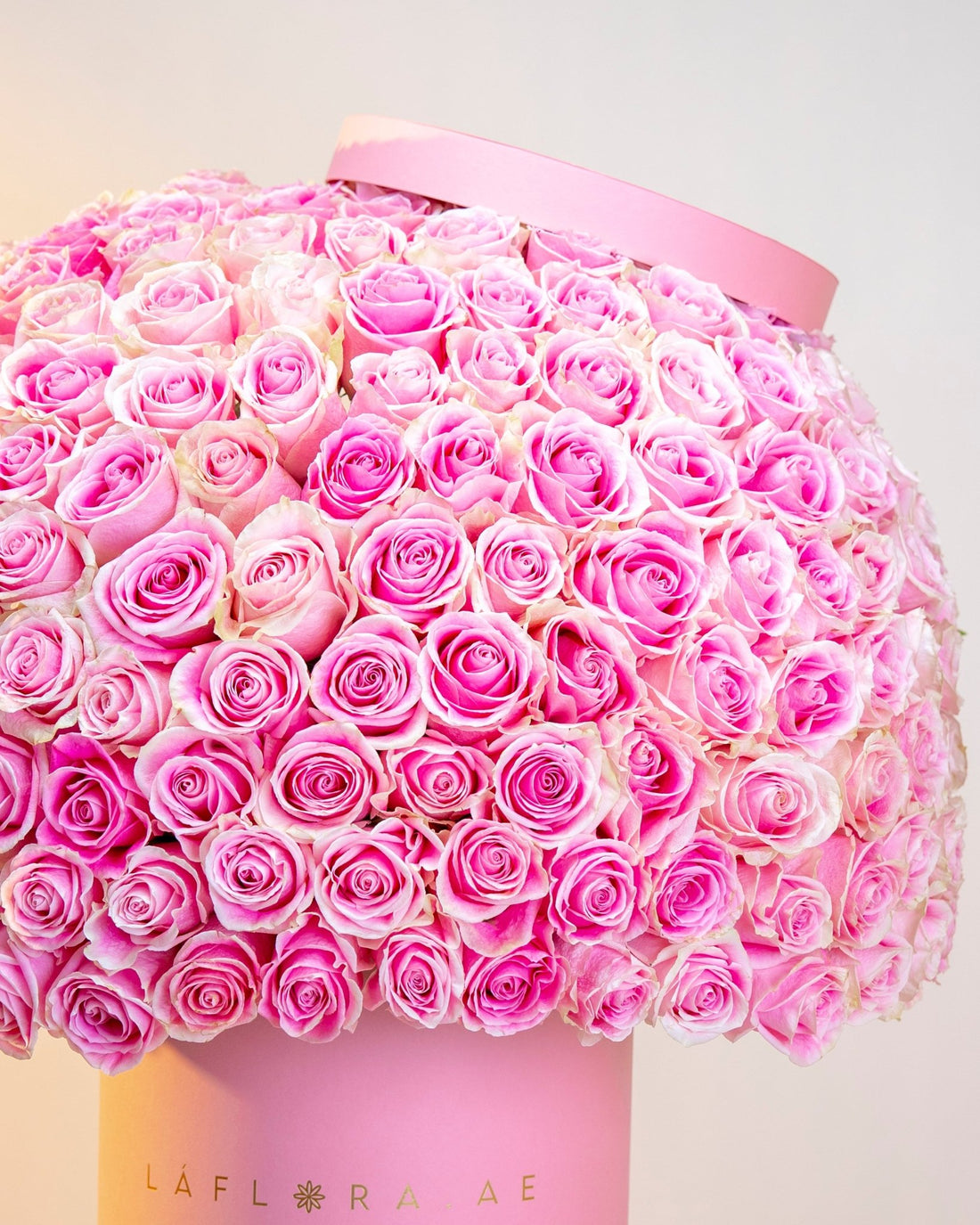 Luxury Pink Roses Box - Laflora.ae
