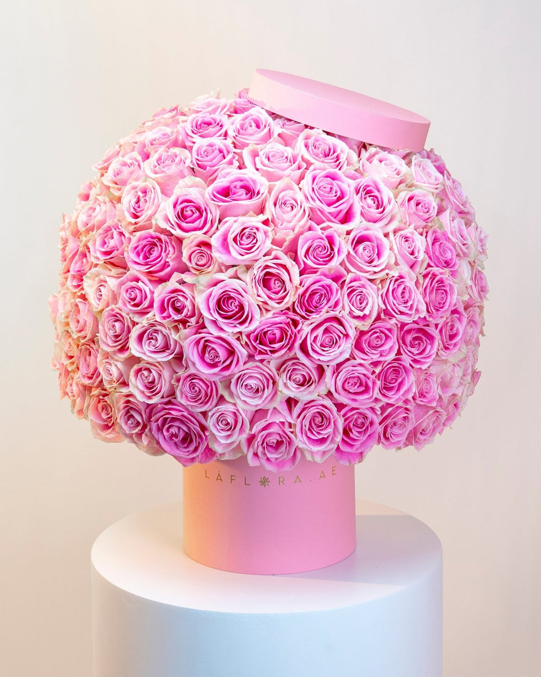 100 Pink Roses Luxury Flower Box - Laflora.ae