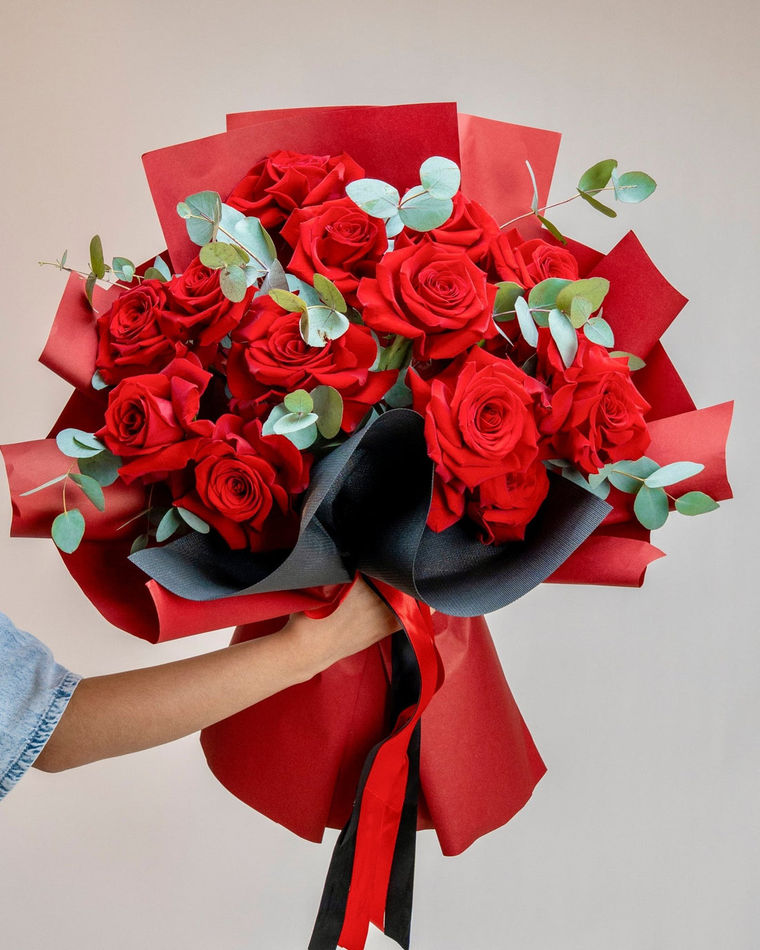 Velvet Passion Bouquet - Laflora.ae
