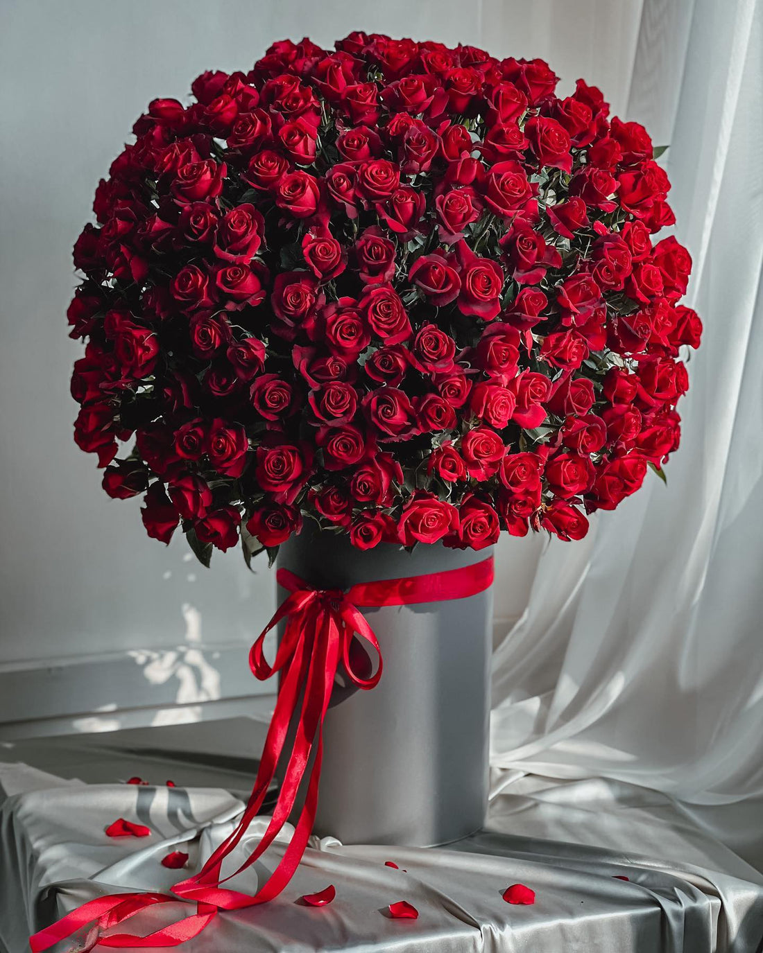 Red Roses Box