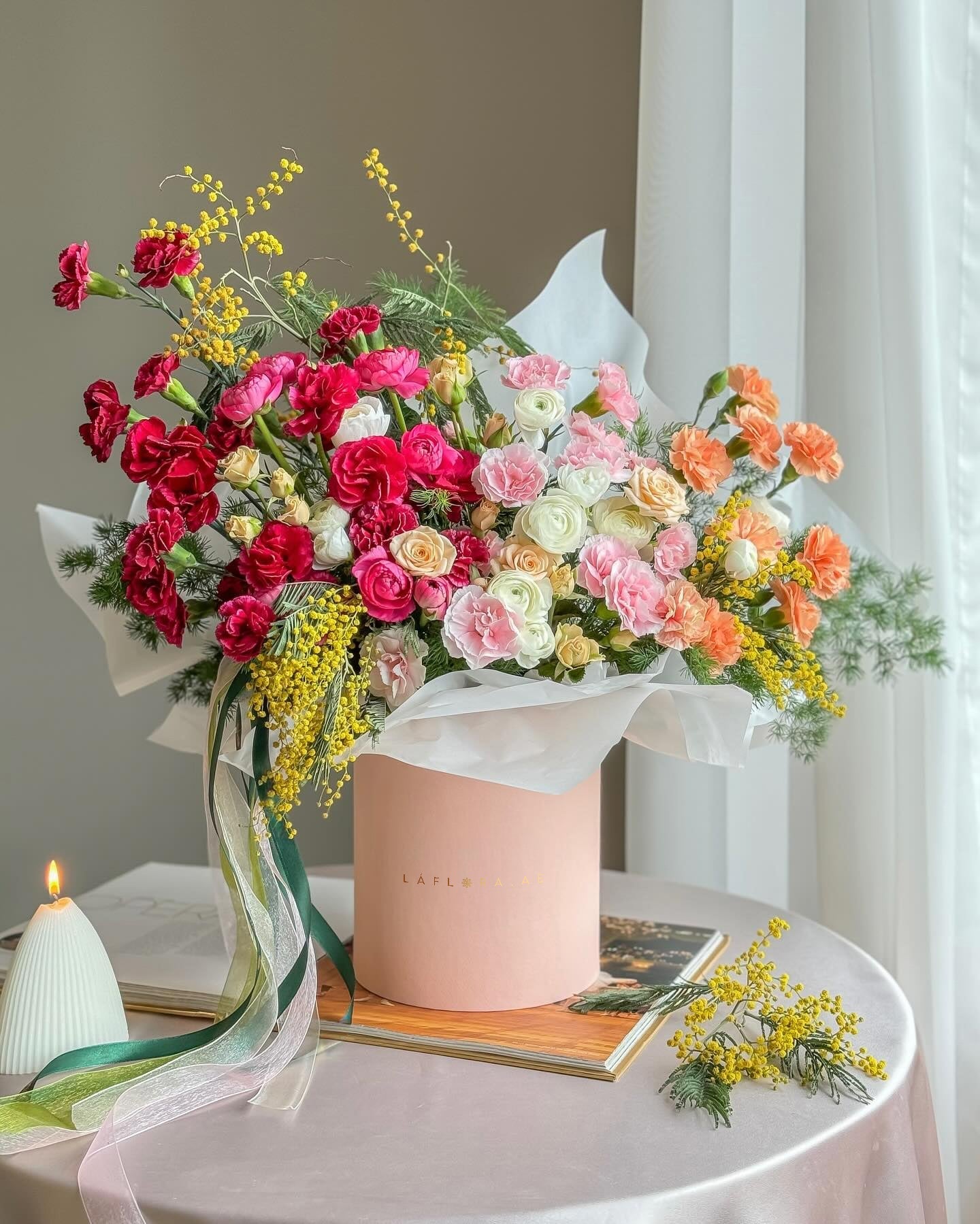 Seraphic Flower Box - Laflora.ae