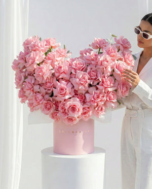 Send Women's Day to Dubai