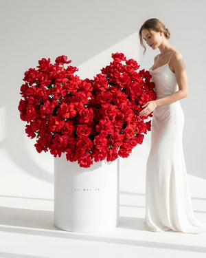 Send Anniversary Flowers to Dubai
