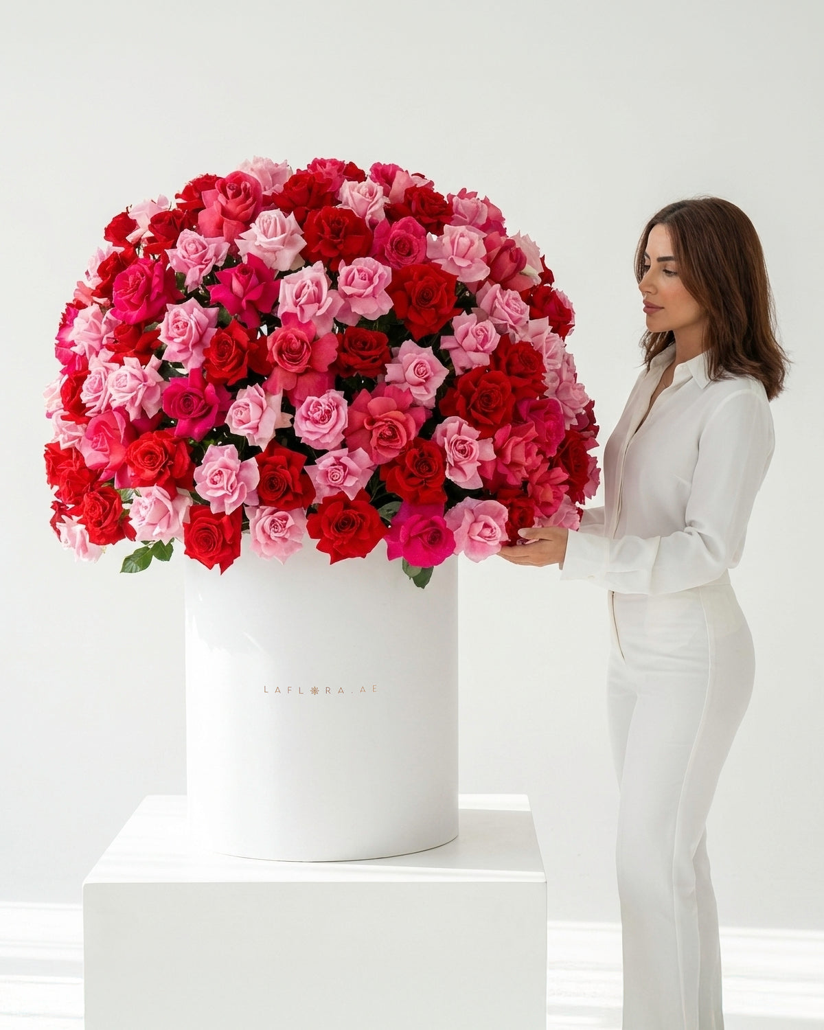 French Roses Box XXL | Same-Day Delivery in Dubai & UAE | Laflora.ae