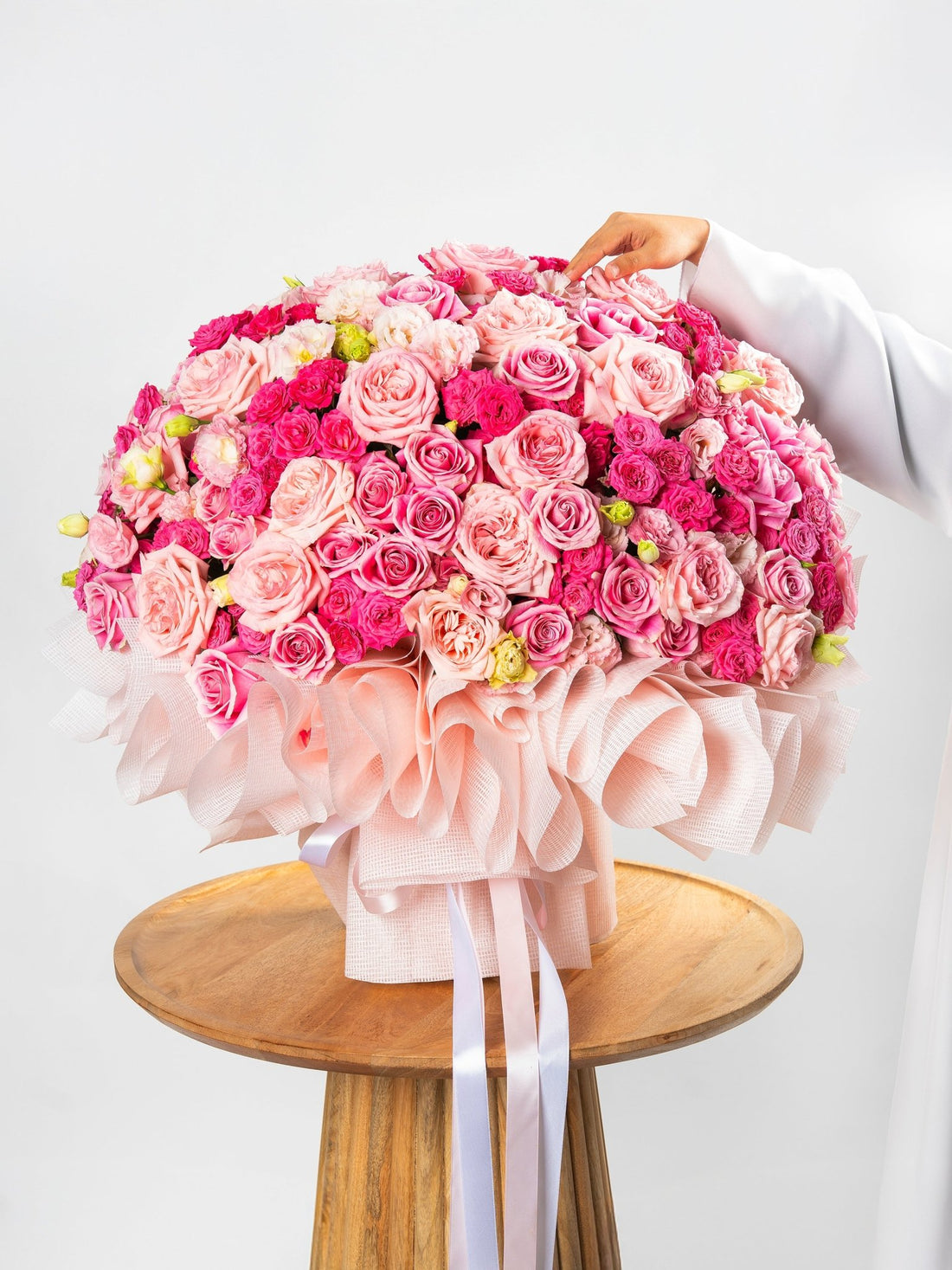 Seraphina Luxury Bouquet - Laflora.ae