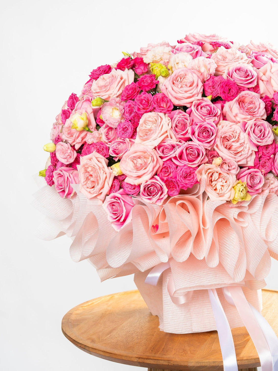 Seraphina Luxury Bouquet - Laflora.ae