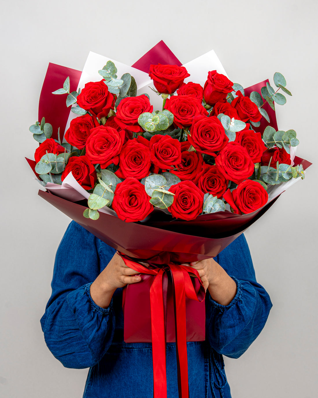 25 Premium Red Roses Bouquet