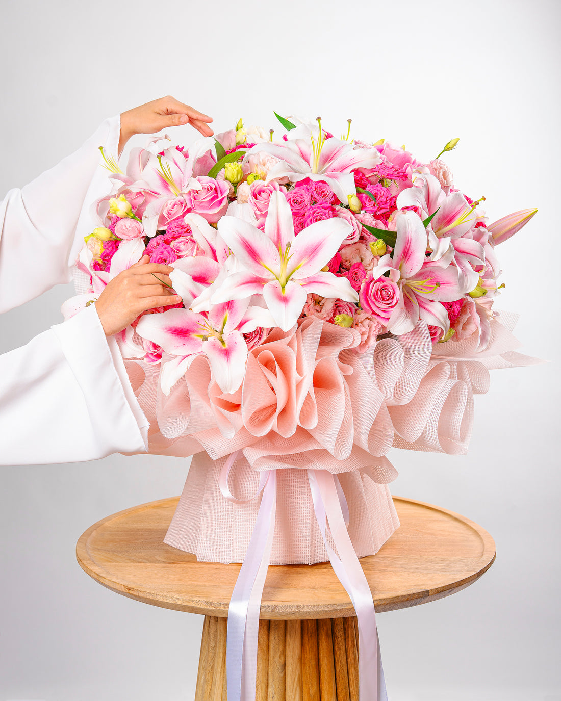 Blush Fantasy Bouquet - Laflora.ae