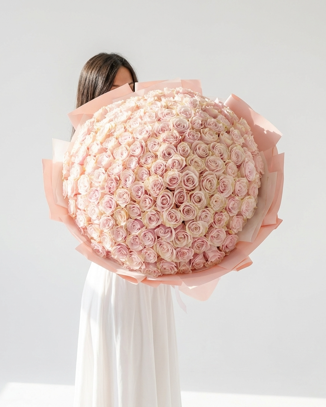 Luxury Light Pink Roses Bouquet