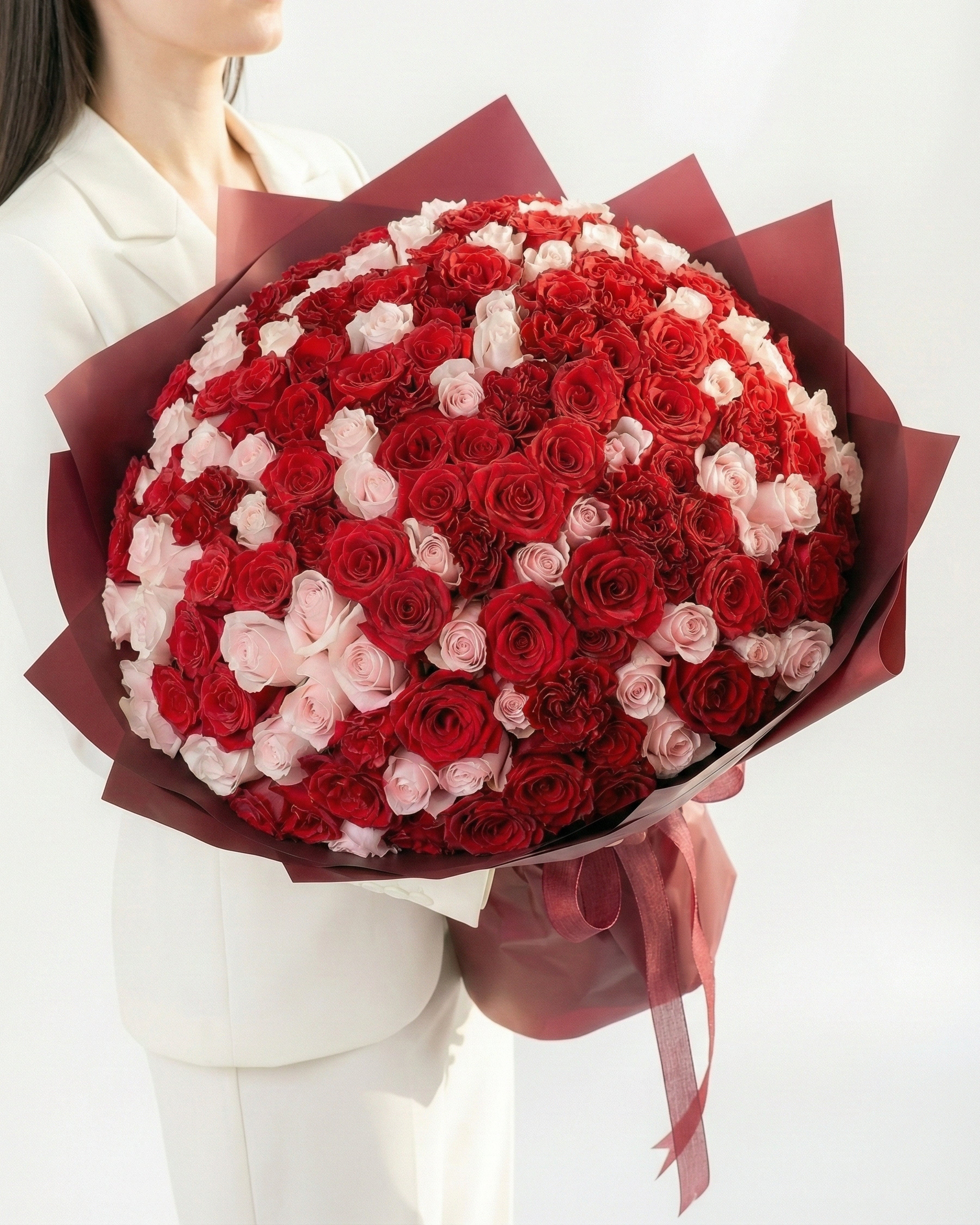 Blushing Passion Bouquet | Red & Pink Ecuadorian Roses | Roses Delivery ...