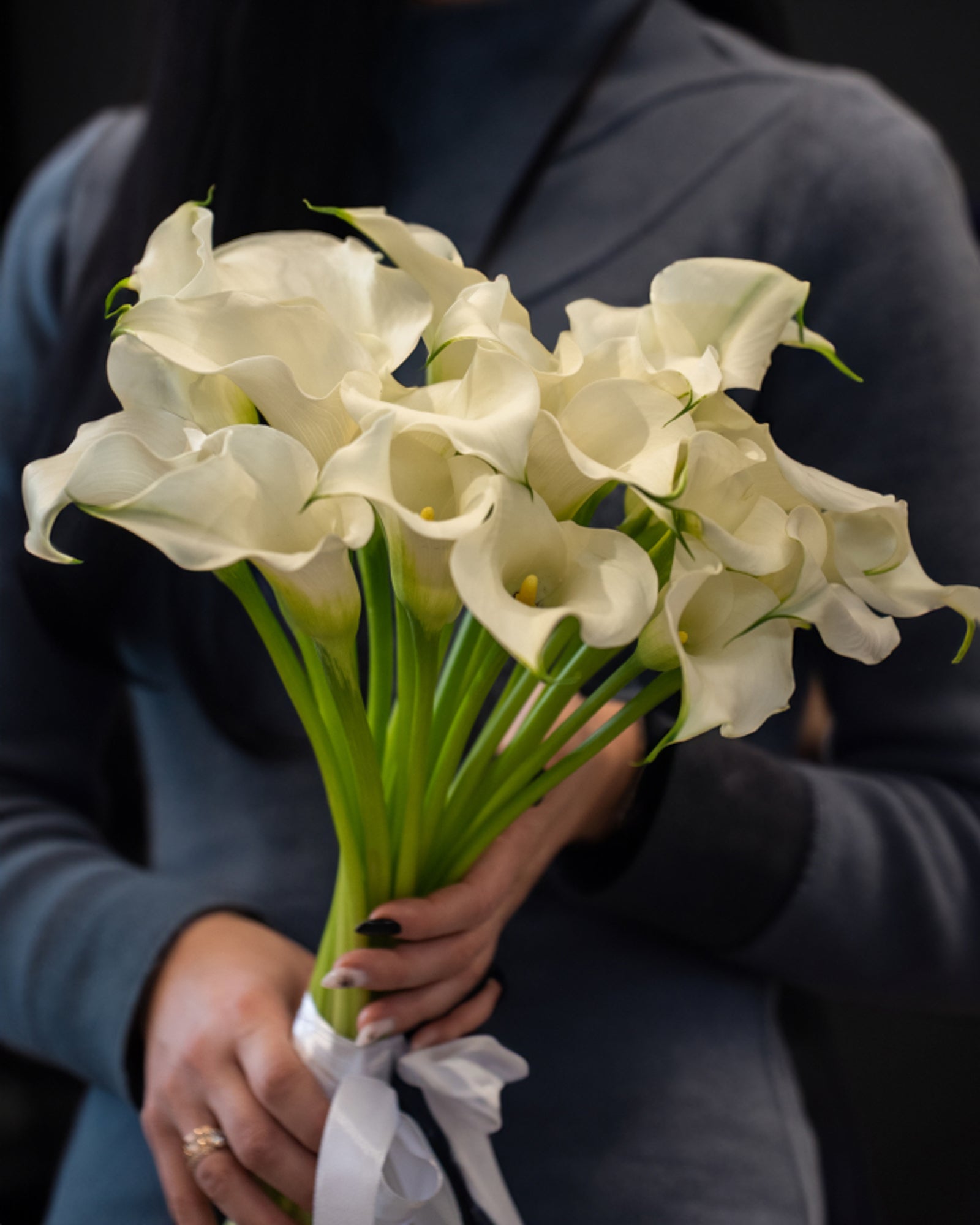 Calla Lily  - White Standard (10 Stems)